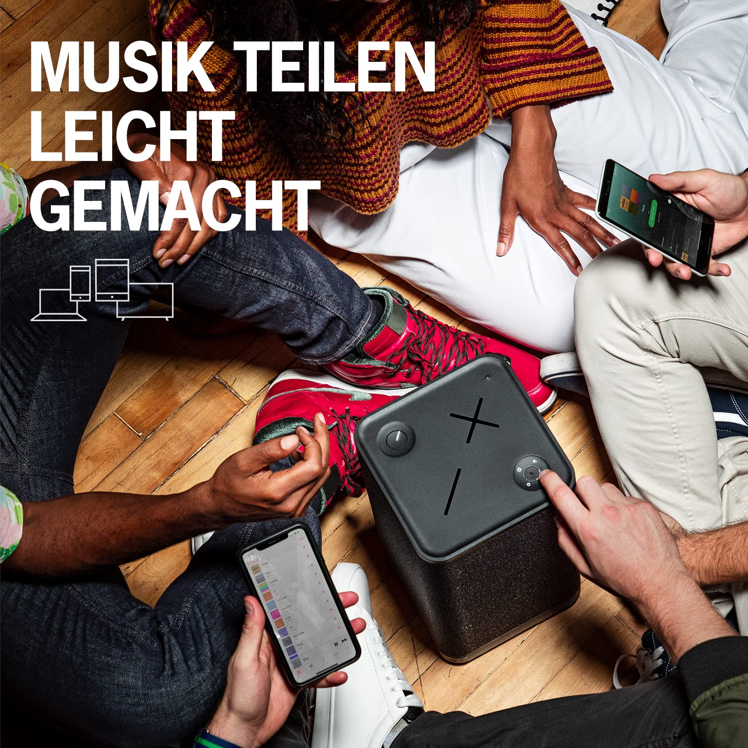 Ultimate Ears HYPERBOOM Tragbarer Bluetooth-Lautsprecher | Lauter kabelloser Lautsprecher mit starkem Bass, Wasserabweisend IPX4, 45 m Reichweite, 24 Stunden Akkulaufzeit - Schwarz
