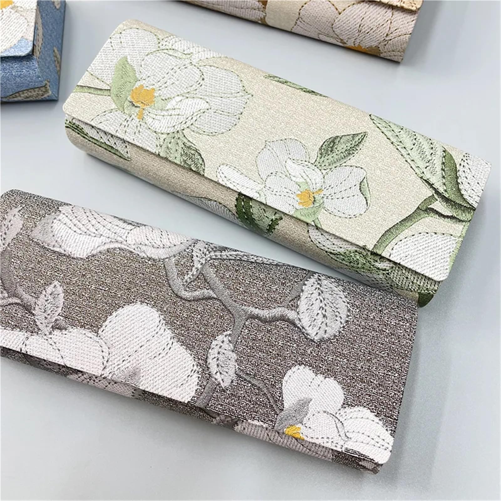 Sonnenbrillen etui Tragbares Brillenetui Mit Stickerei Aufbewahrung For Lesebrillen Sonnenbrillen For Kurzsichtigkeit Damen Und Studentinnen für Stilvoll Tragbar