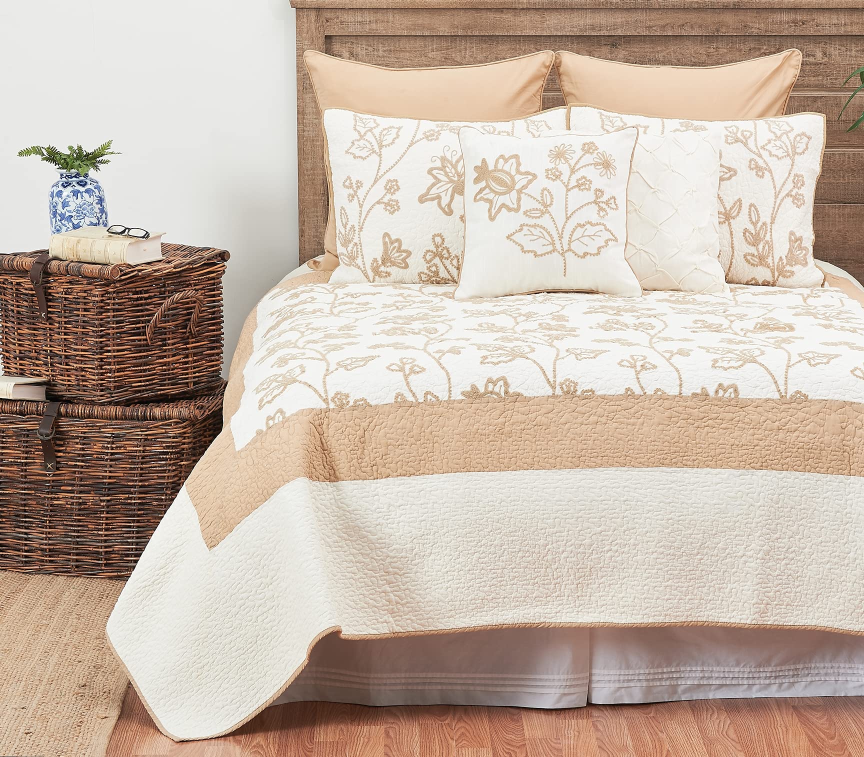 Amazon.com: C&F Home Harlow Floral Pattern Chain Stitch Full/Queen