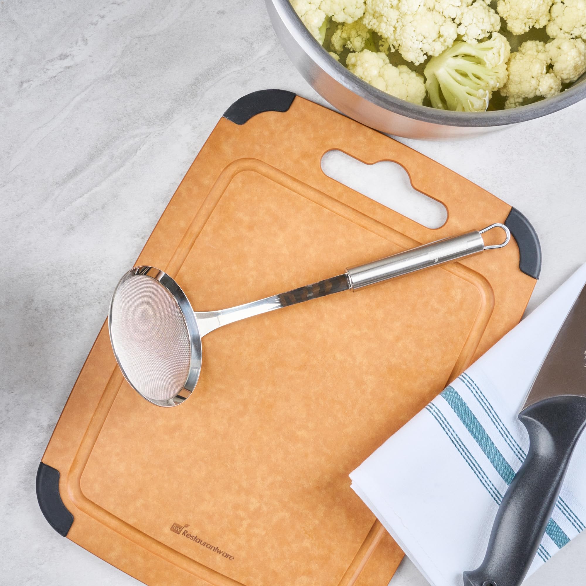 Restaurantware - Tamiz de malla estándar alemán de 3.9 pulgadas, 1 colador de malla fina con asa, tamiz ultra duradero, apto para lavavajillas, colador de alimentos de acero inoxidable, para arroz,