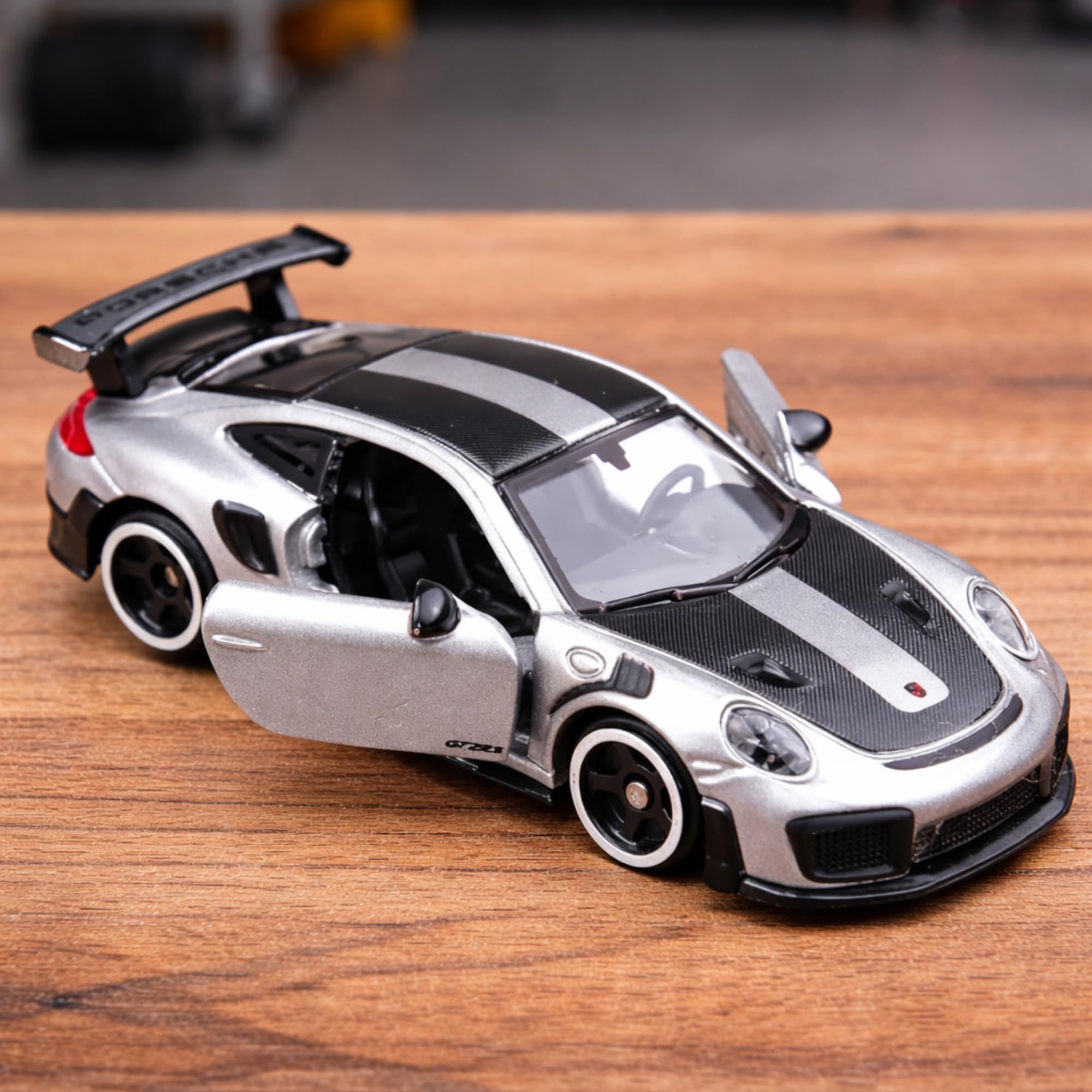 Burago Porsche 911 GT2 RS Diecast Model Car, Silver with Black