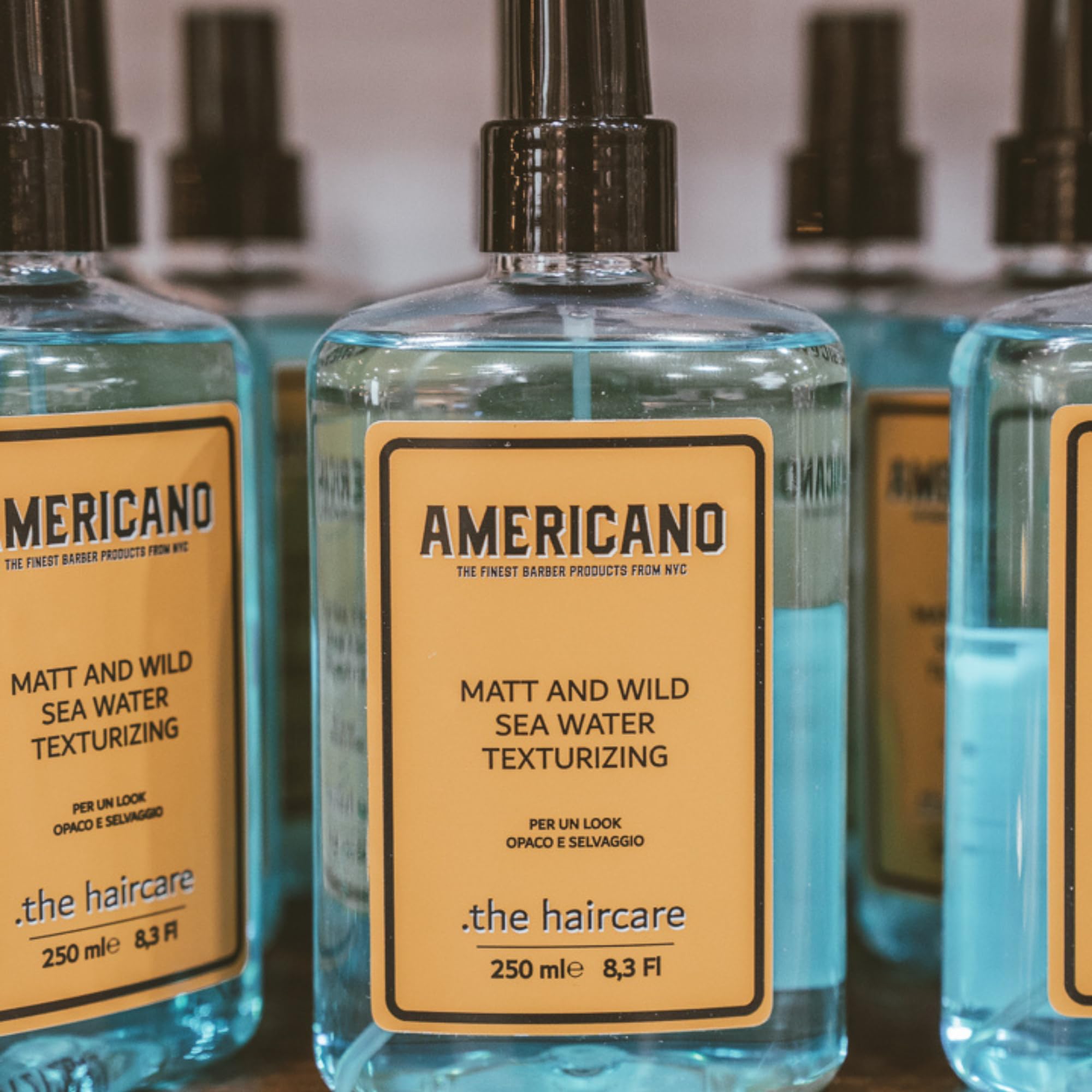 Americano Sea Water - Sea Salt Spray 250 ml, Acqua di Mare per Capelli, Made in Italy, Senza Alcool, Spray Texturizzante per Capelli, Ideale per Uomo e Donna, Spray al Sale Marino Professionale