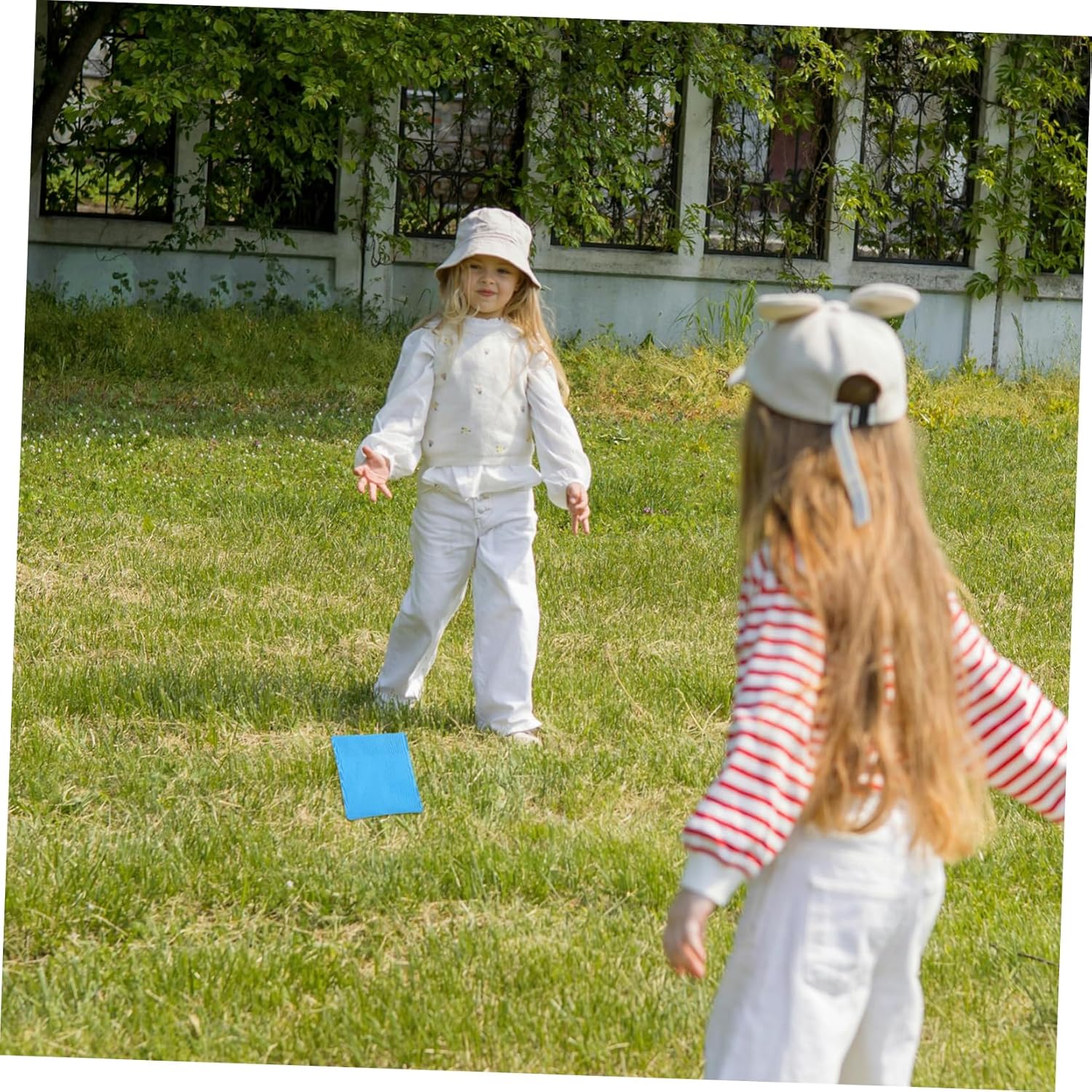 GALPADA Juggling Bean Bags Lightweight Toss Game for Indoor Outdoor Fun Party for Adults for Teamwork Carnival