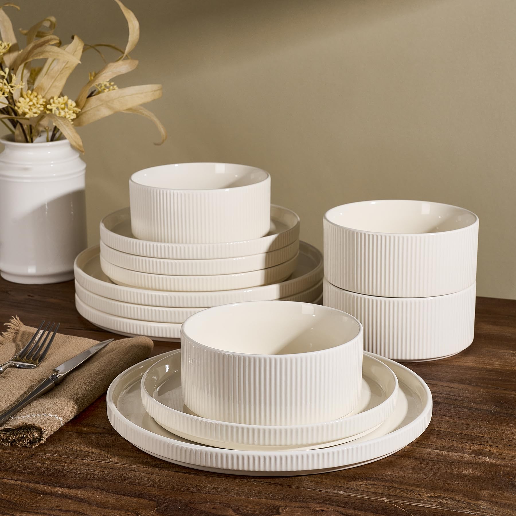 Richmount Line Porcelain Dinnerware Set, dish set for 4, Creamy White | Premium dinnerware set, chip-resistant & durable. Safe for dishwasher, microwave, oven. For daily meals to festive feasts