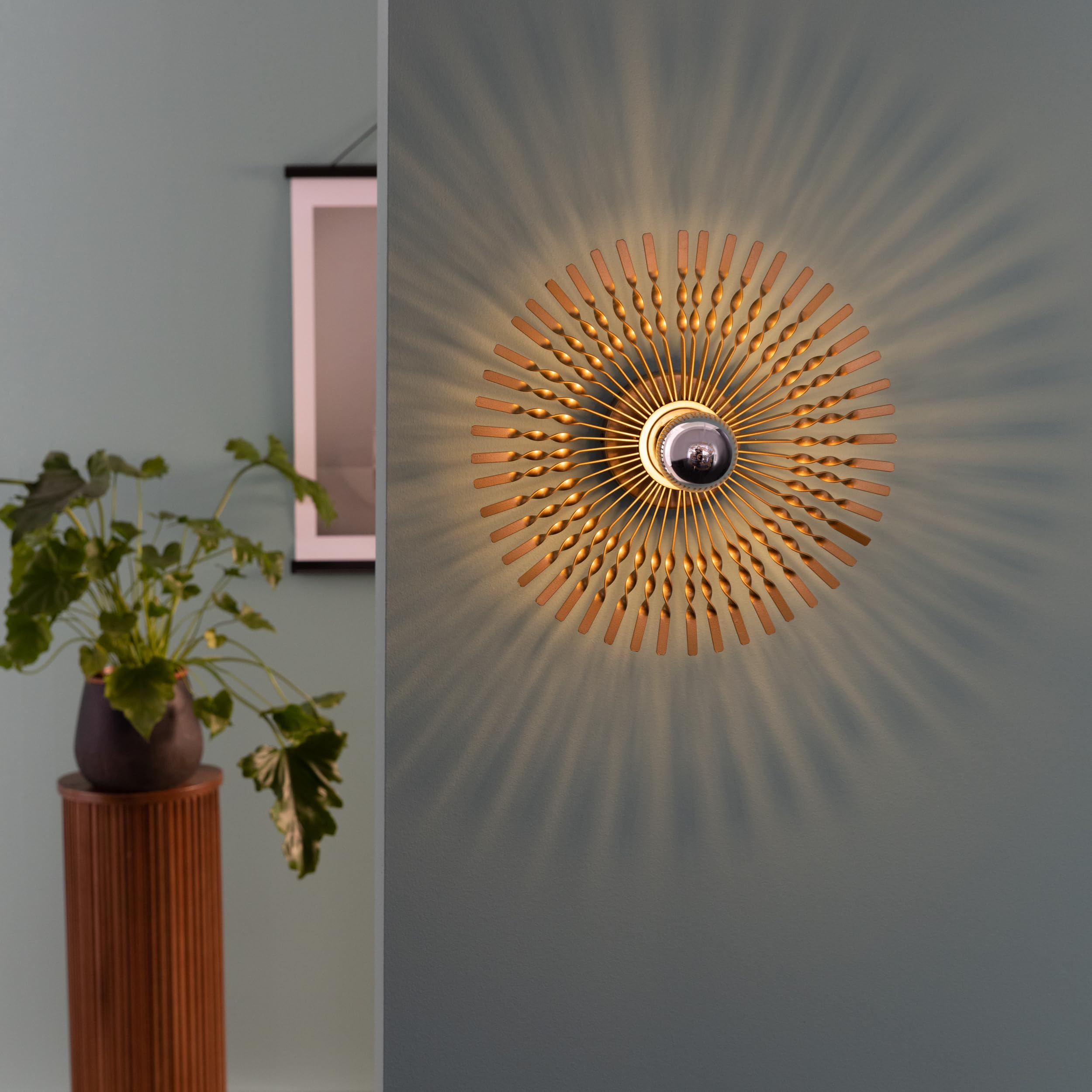 Lightbox Wandleuchte Ø 33 cm Gold - dekorative Wandlampe mit spektakulärem Lichteffekt - E27 Fassung, max. 52 W - exkl. LED