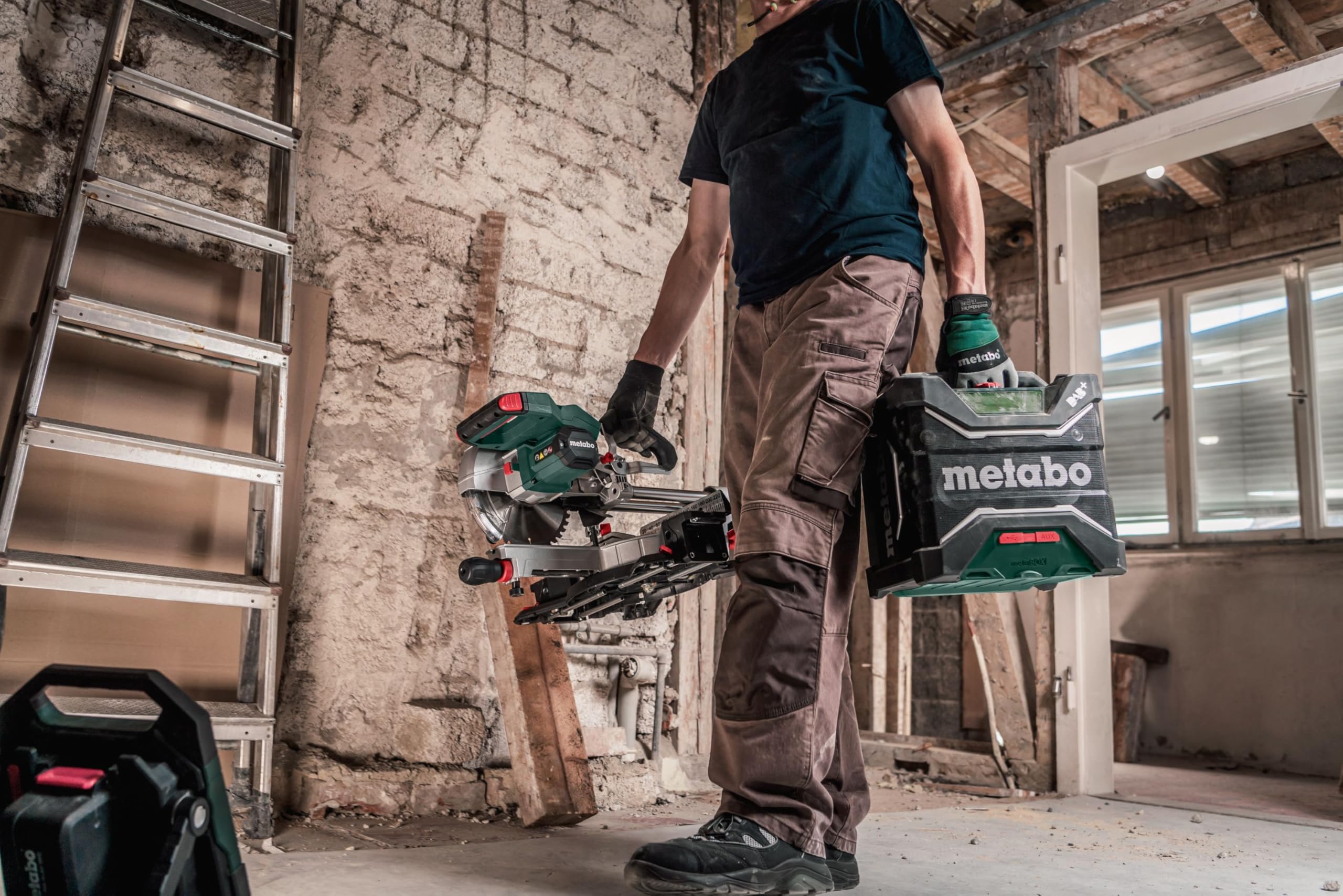 Metabo Radio de construcción con batería RC 12-18 32 W BT Dab+, 18 V, con Bluetooth y AUX, Clase de protección IP 54, Radio 600779850