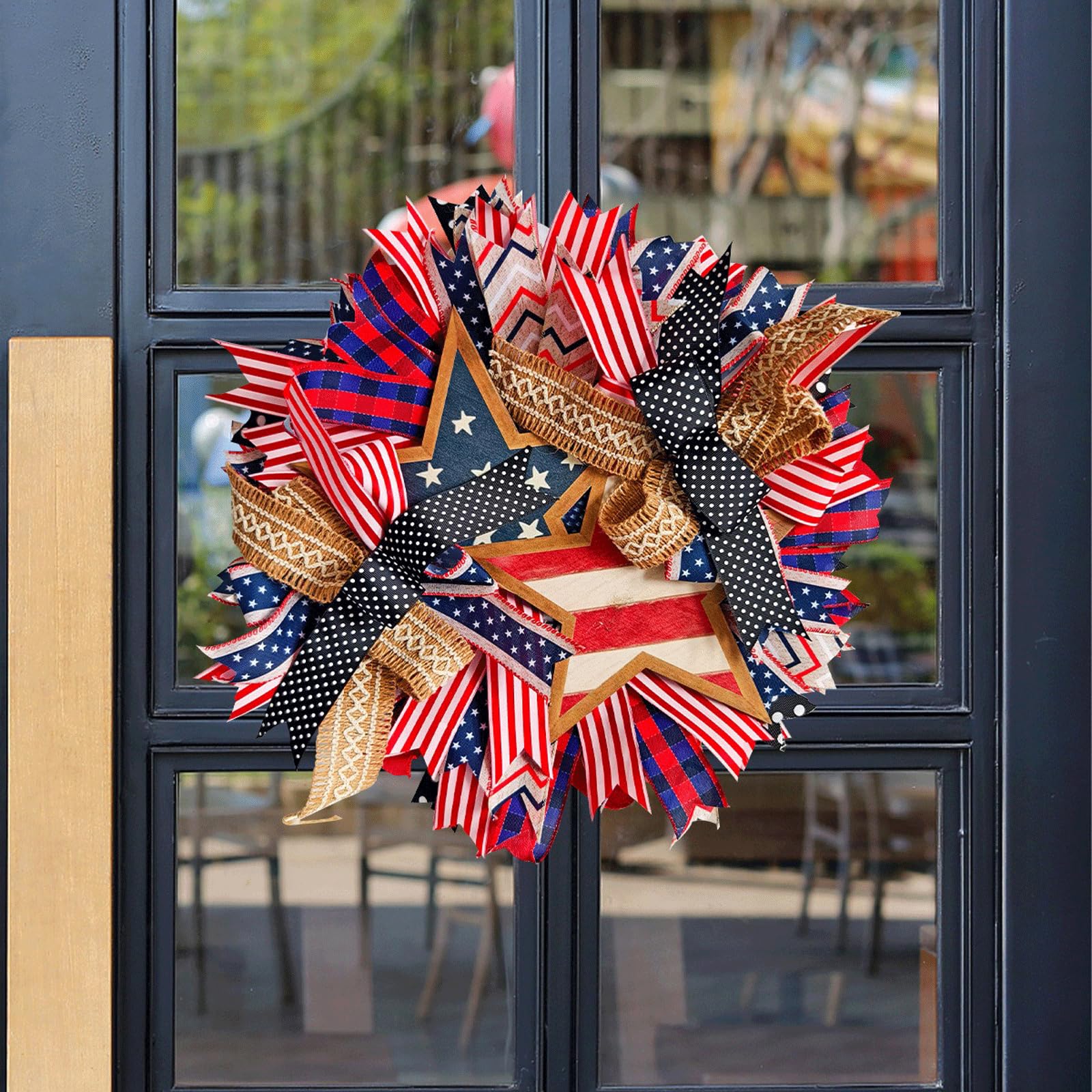 Ghirlanda patriottica del 4 luglio - Tessuto colorato e Ghirlanda Floreale in Legno per Porta d'ingresso - 18x18 Pollici