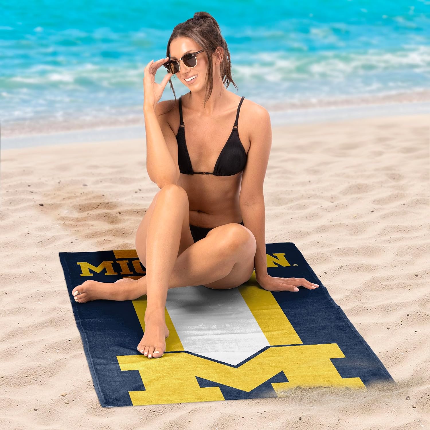 Northwest NCAA Michigan Wolverines Unisex-Adult Beach Towel, 30" x 60", Zone Read