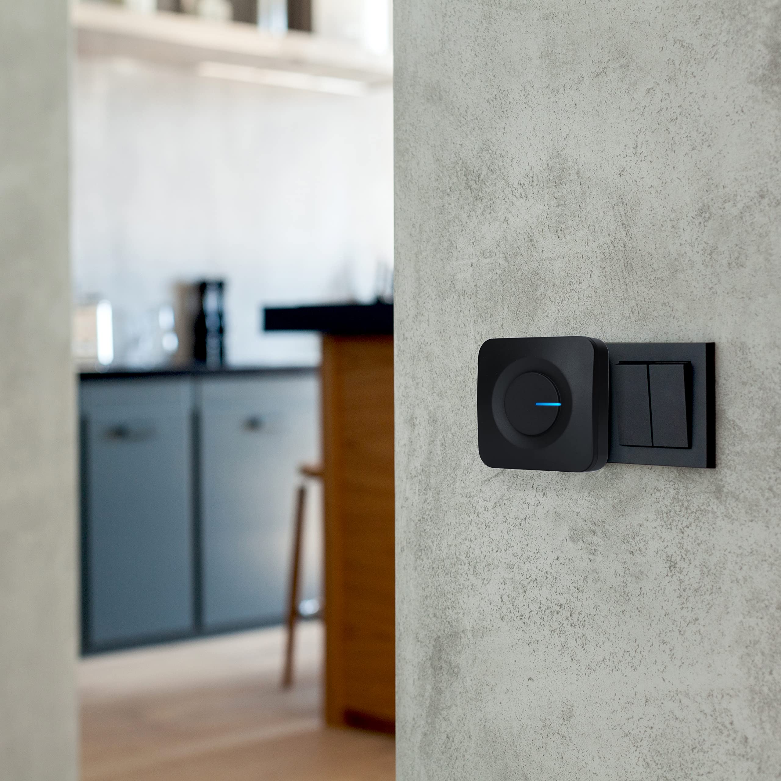 Alecto ADB30 Funk Türklingel - Kabellose kinetische Hausklingel - Batterielos - IP44 Wasserdicht - 36 Melodien - 4 Lautstärkestufen - Erweiterbar auf bis zu 6 Empfänger - Schwarz