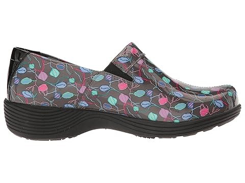 work wonders by dansko black