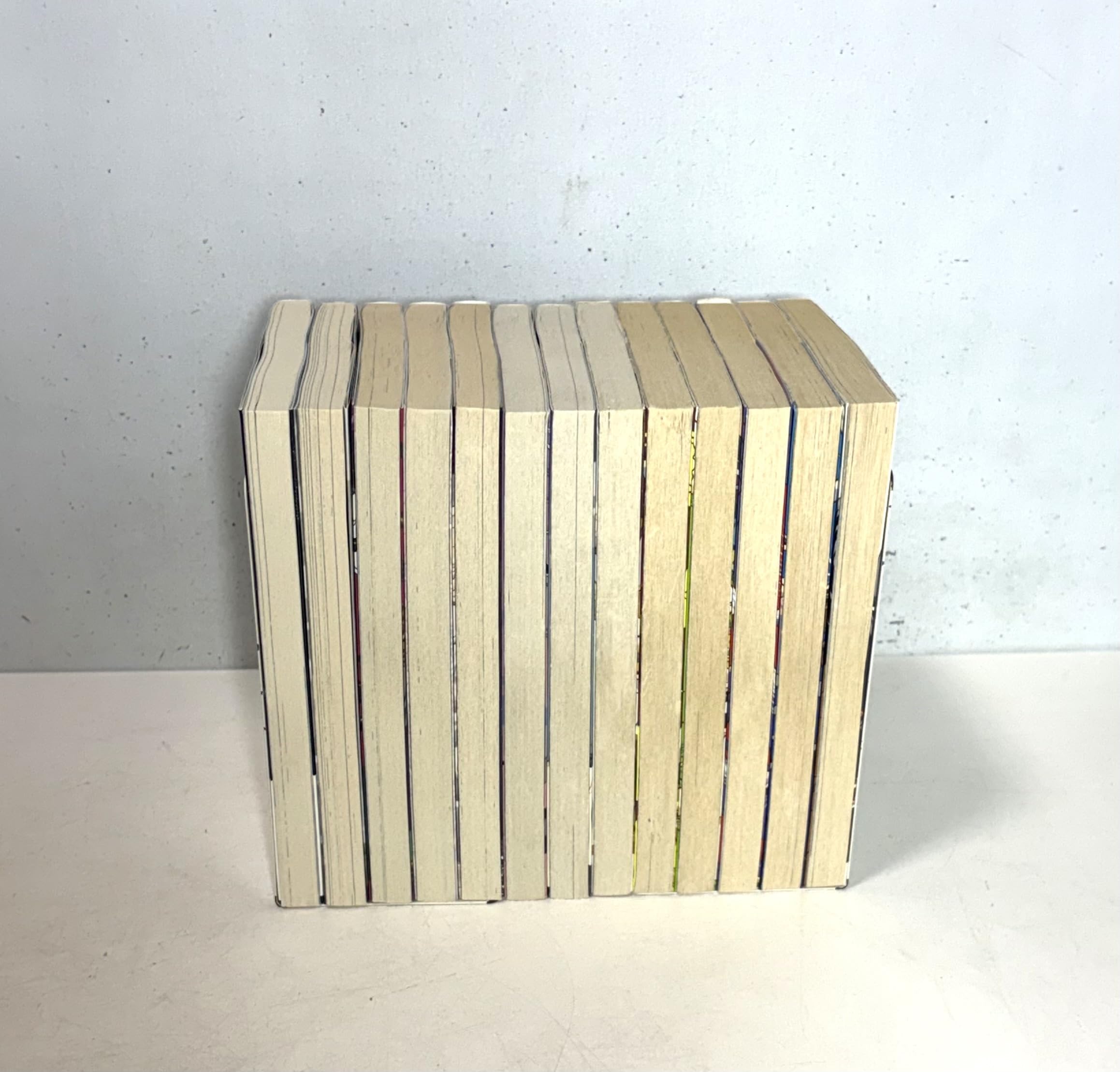 全巻セット　宝石の国 全13巻、25時のバカンス、虫と歌 市川春子さんの作品集『虫と歌』、『25時のバカンス』の重版が決まり