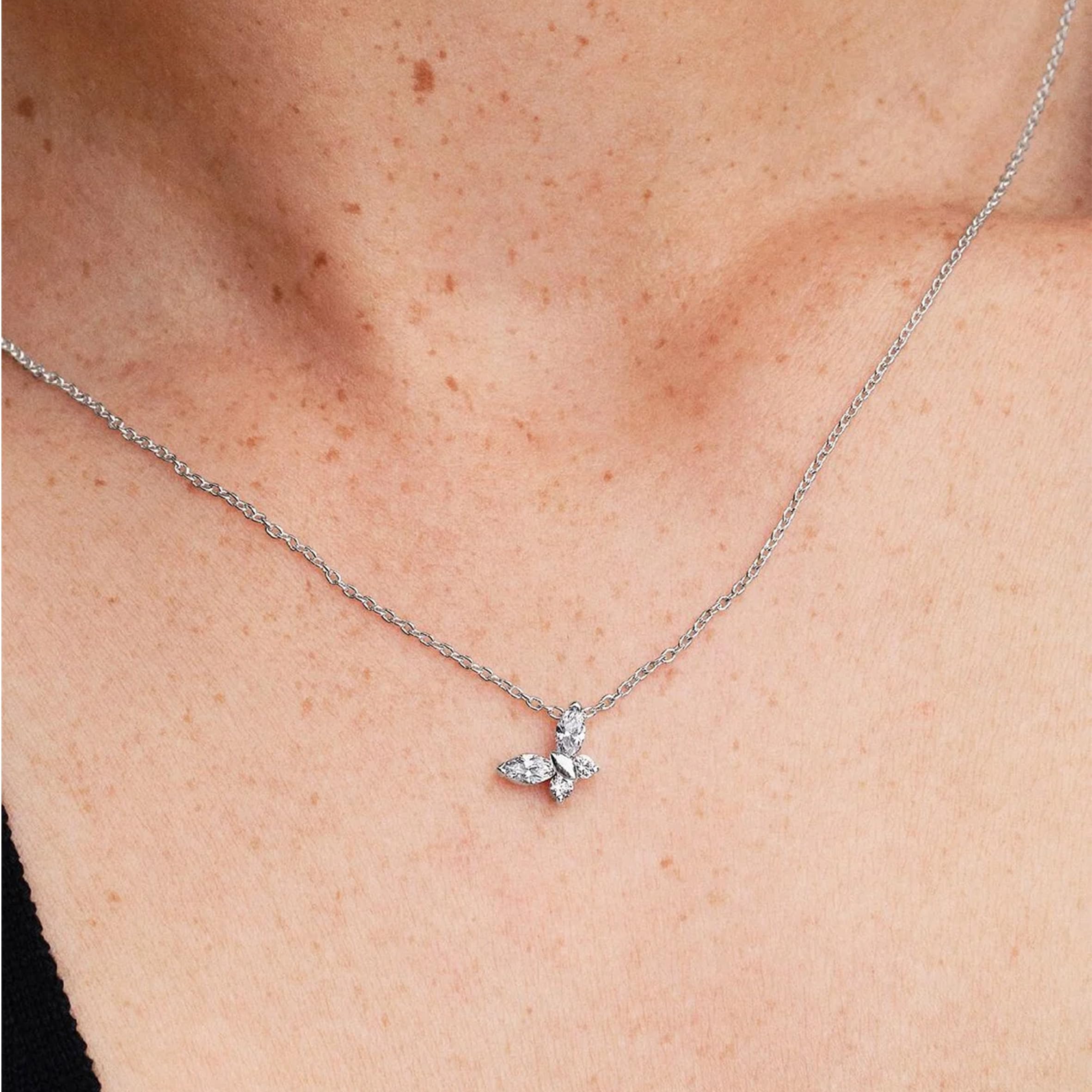 Pandora Timeless 394266C01-45 Collier avec Pendentif Papillon en Argent Sterling avec zircone Taille : 45 cm