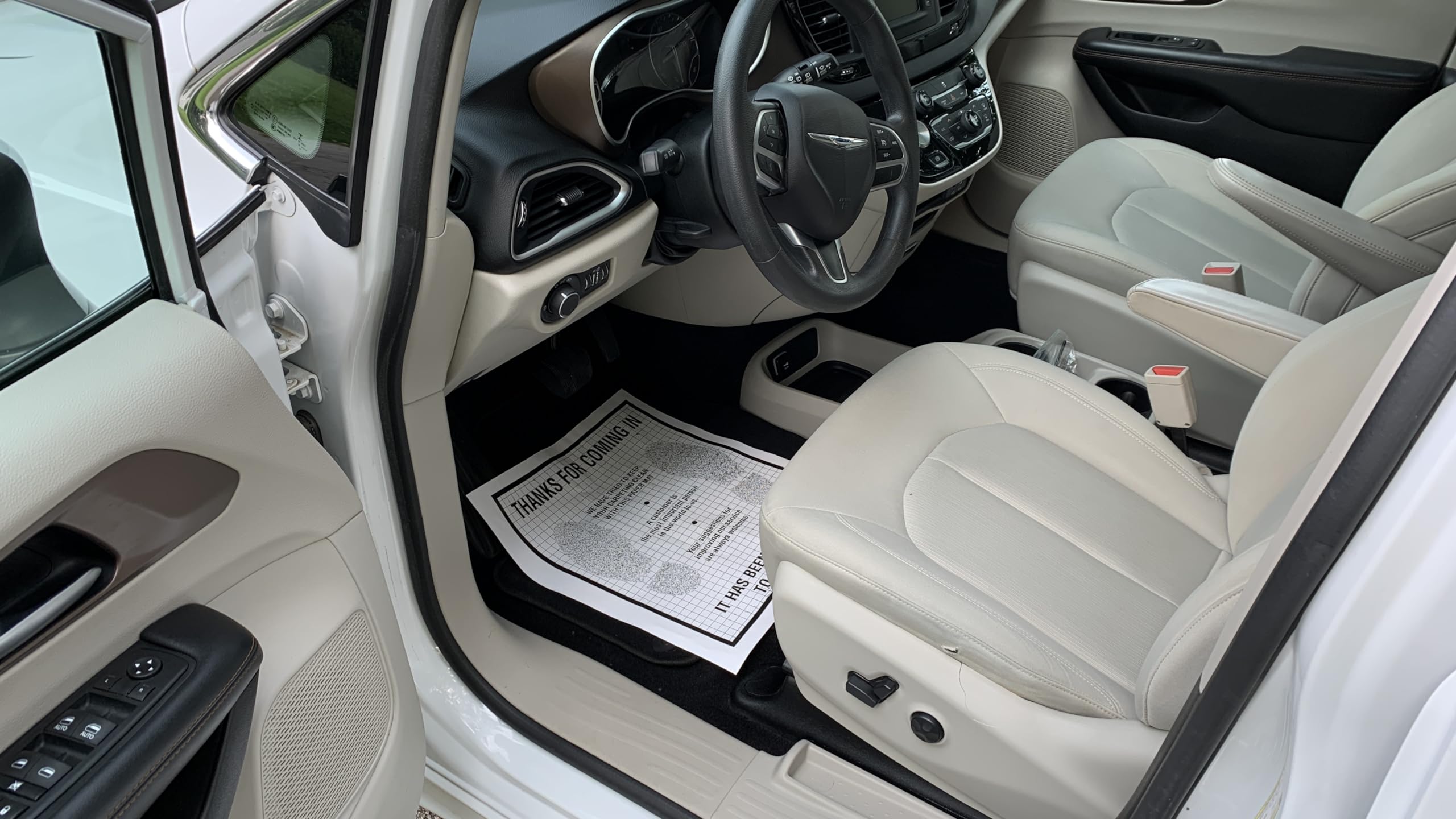 50Pcs Heavy Duty Disposable Auto Paper Floor Mats Automotive Mat Covers Protector Detailing Detail Wash Temporary Sticky 16 — view 7