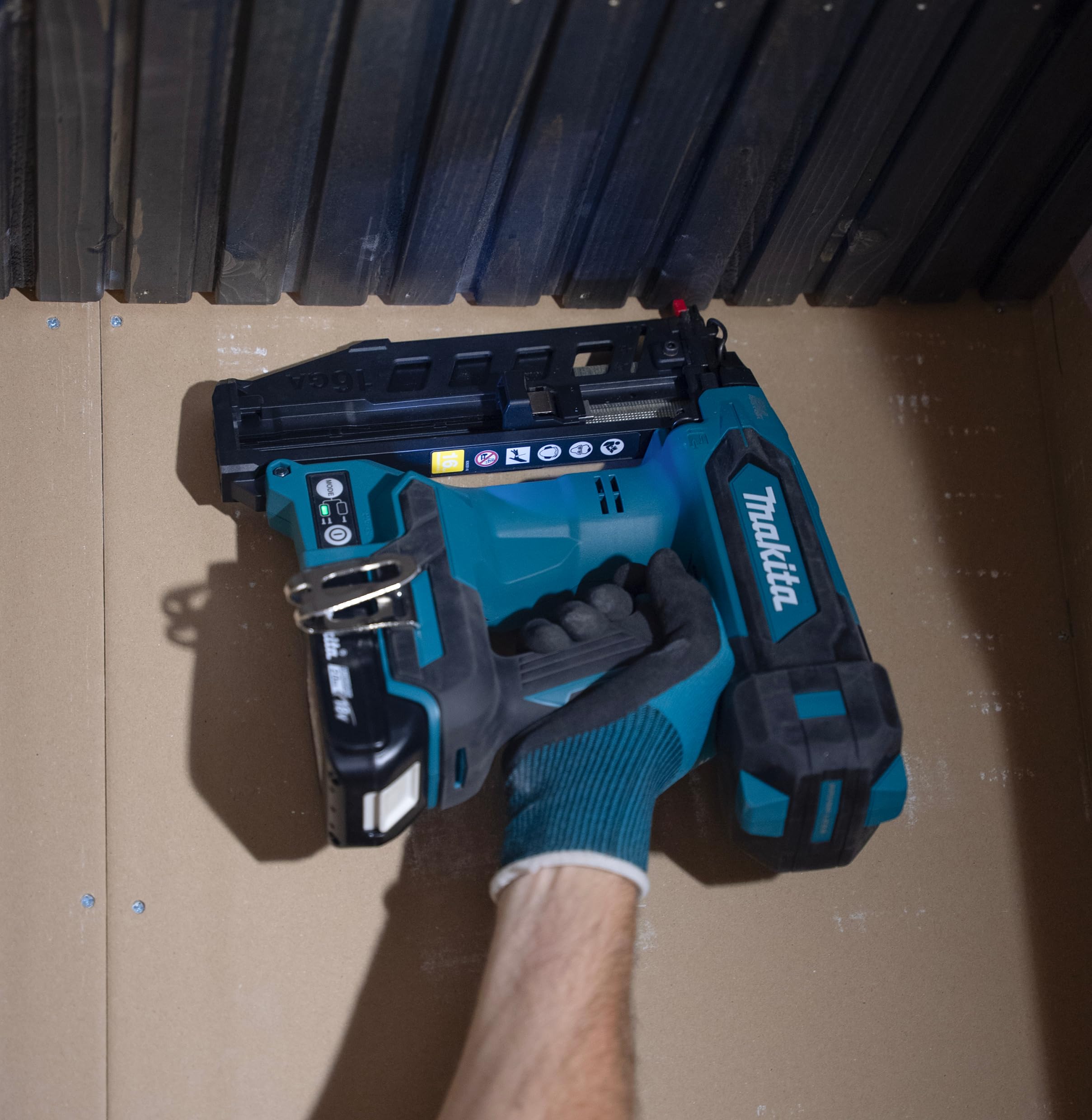 Makita DBN601Z gwoździarka akumulatorowa 18 V (bez akumulatora, bez ładowarki)