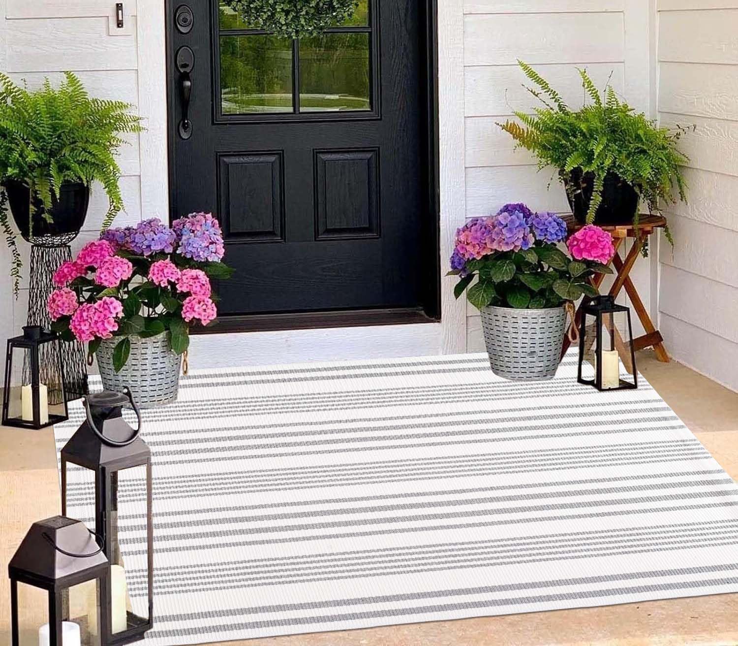 BUAGETUP Grey and White Outdoor Rug 3'x 5' Hand-Woven Cotton Washable Rug Striped Front Porch Rug Indoor/Outdoor Area Rug Floor Mat for Farmhouse/