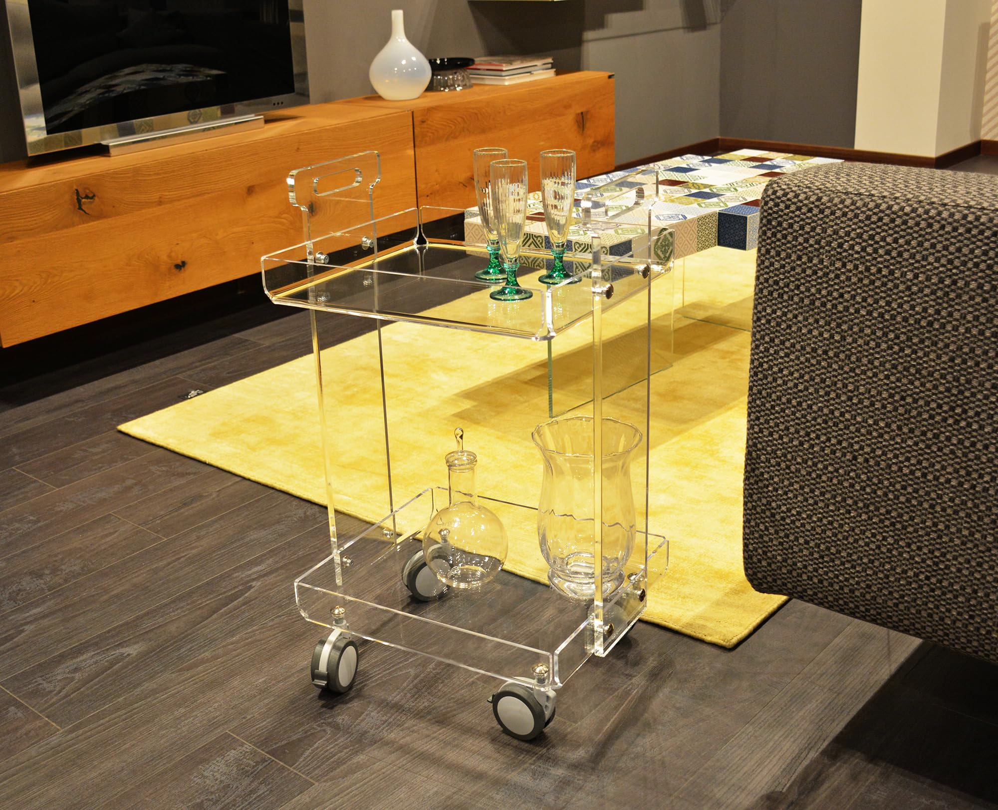 Slato Vinny Carrello da Soggiorno e Cucina con Ruote Portavivande, Vetrinetta Mobile di Design a Due Ripiani in Cristallo Acrilico Made in Italy cm L.46 x P.38 x H75