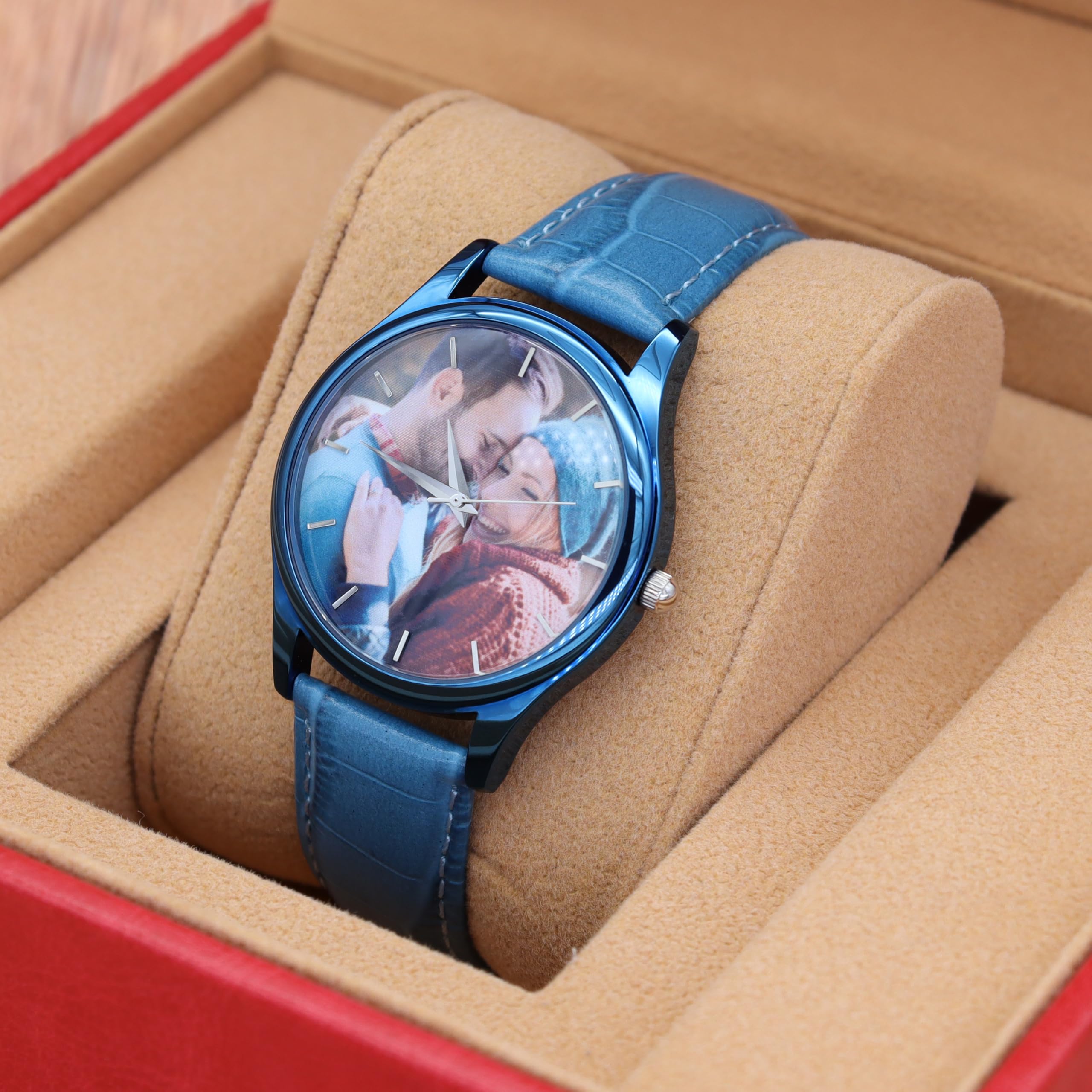 Orologio fotografico personalizzato, il retro del quadrante può essere inciso con parole. Realizzato in lega e cinturino in pelle. Resistente all'acqua. Adatto come regalo per papà, fidanzato o come