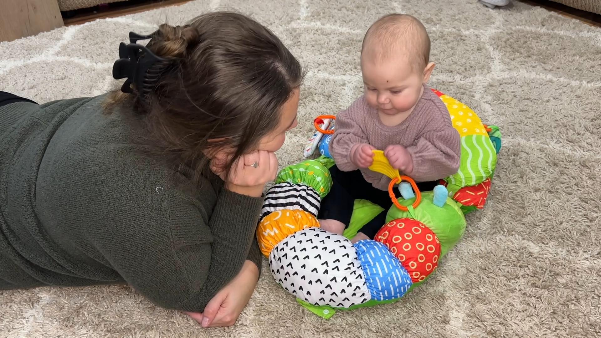 ARANEE 2-in-1 Baby Tummy Time Mat & Sit-Me-Up Pillow - With Detachable Toys & Support For Newborns To 12 Months