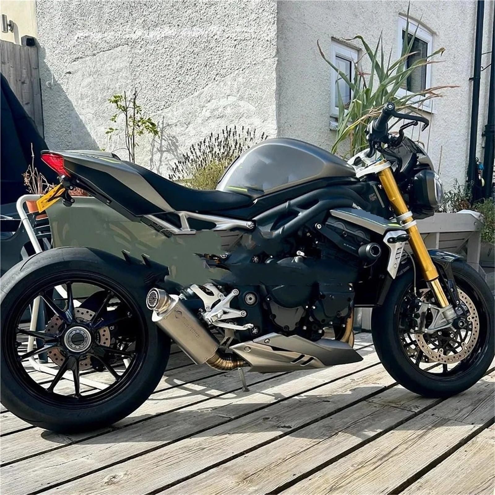 Ramka tablicy rejestracyjnej Pasuje do Triumph Speed ​​Triple 1200 RS RR Tail Tidy uchwyt tablicy rejestracyjnej 2021-2025