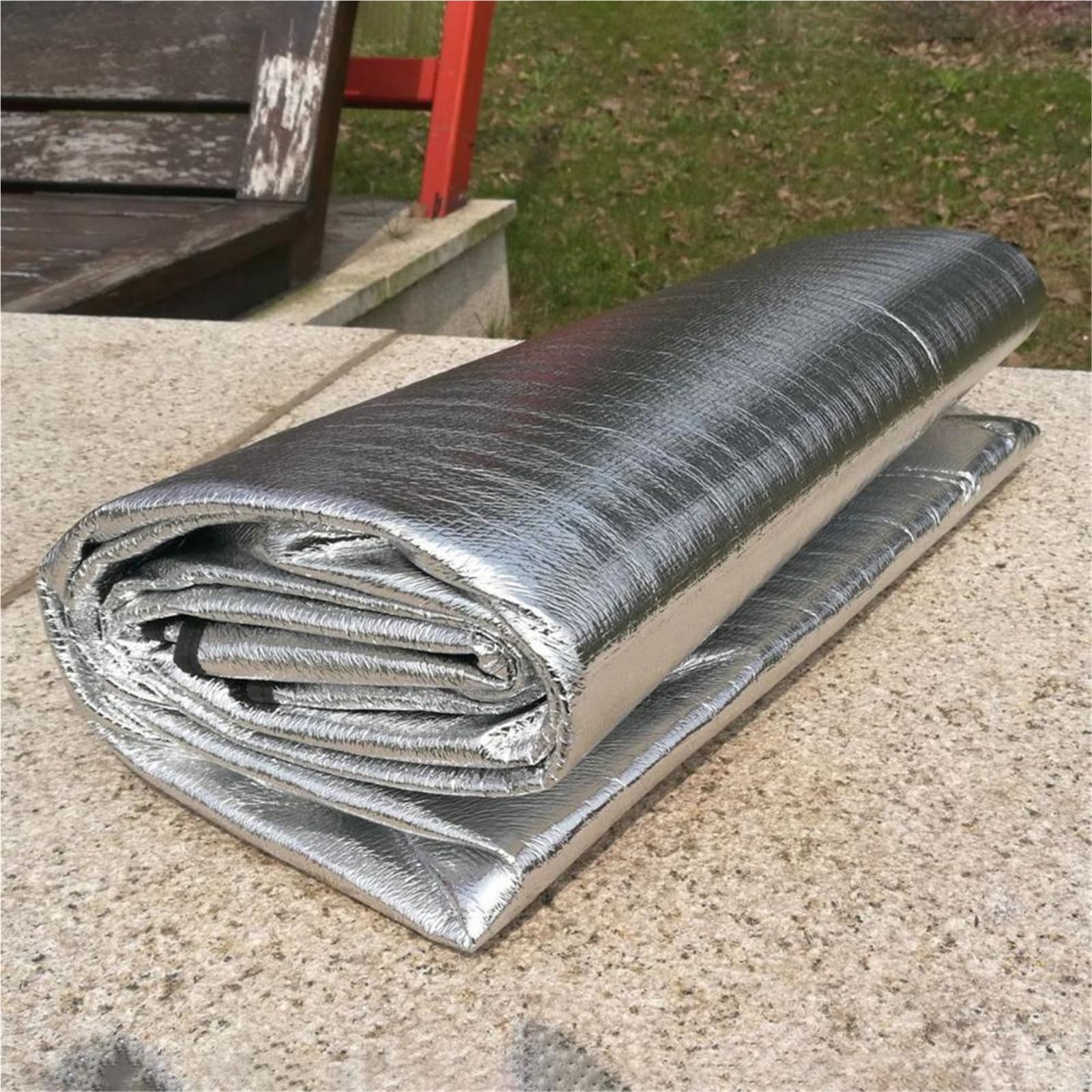 Piknik, plaża, dywany， Mata piknikowa z izolacją z folii aluminiowej, różne rozmiary(C 220cmx220cm)