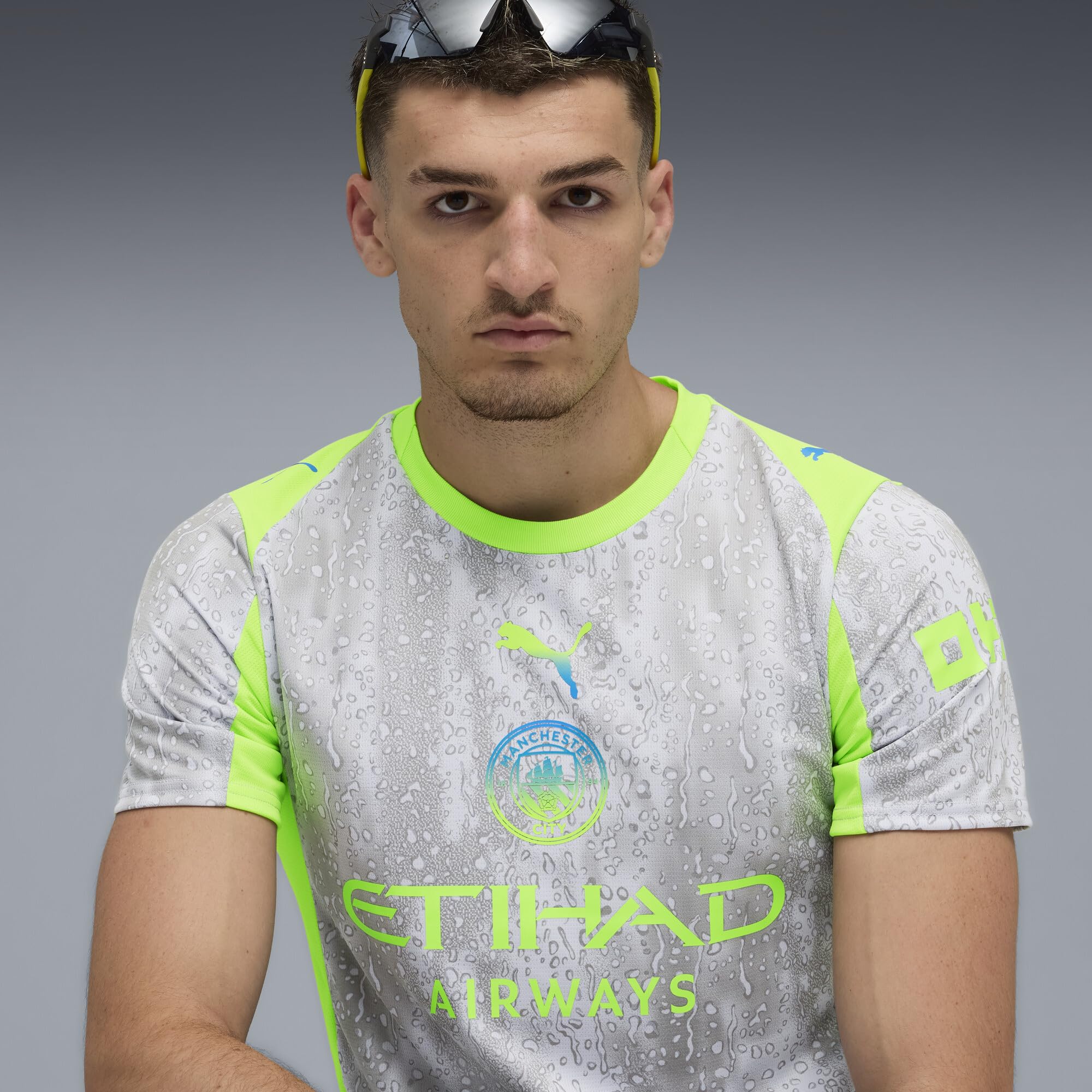 PUMA Herren Manchester City Ausweichtrikot 2025/26 - Grün | Offizielles Replica-Fußballtrikot; kurze Ärmel; normale Passform; dryCELL feuchtigkeitsableitend; atmungsaktives Material