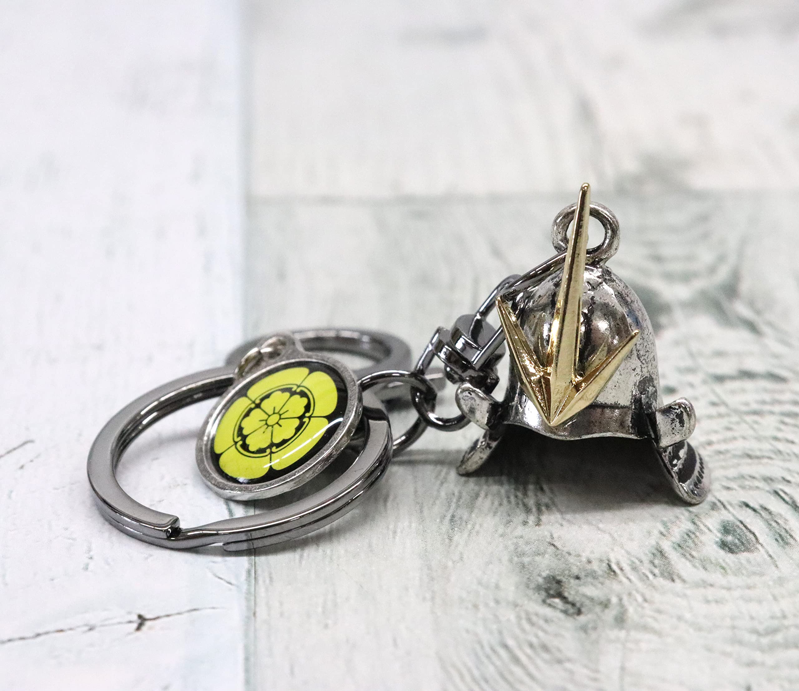 エンタープライズキーホルダー スタートレック エンタープライズ号 キーホルダー - メルカリ