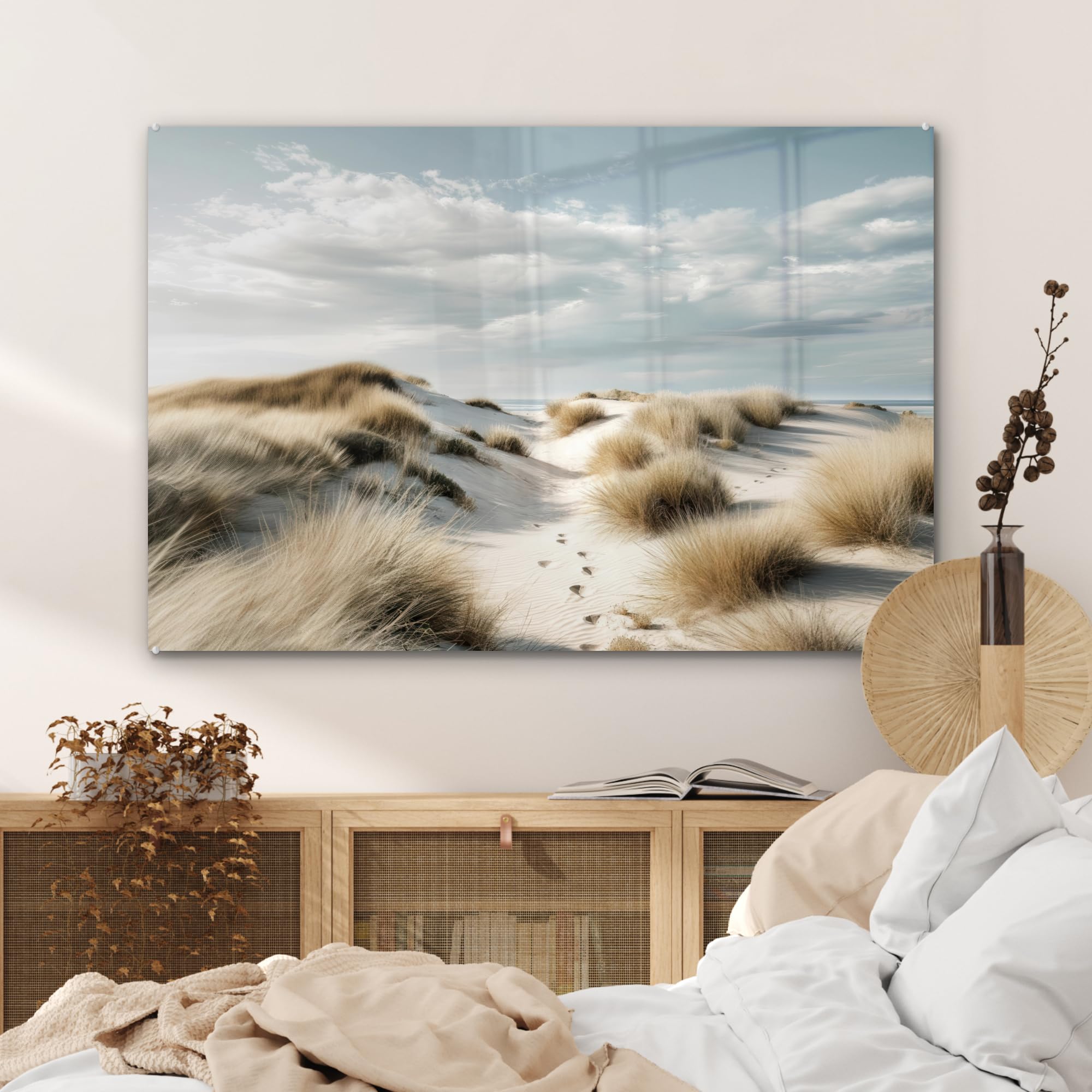 MuchoWow© Bild auf Glas 120x80 cm Schlafzimmer Bilder Badezimmer Wand Deko Wohnzimmer Modern Wanddeko Bilderwand Geschenk Dünen - Gras - Spuren - Wolken