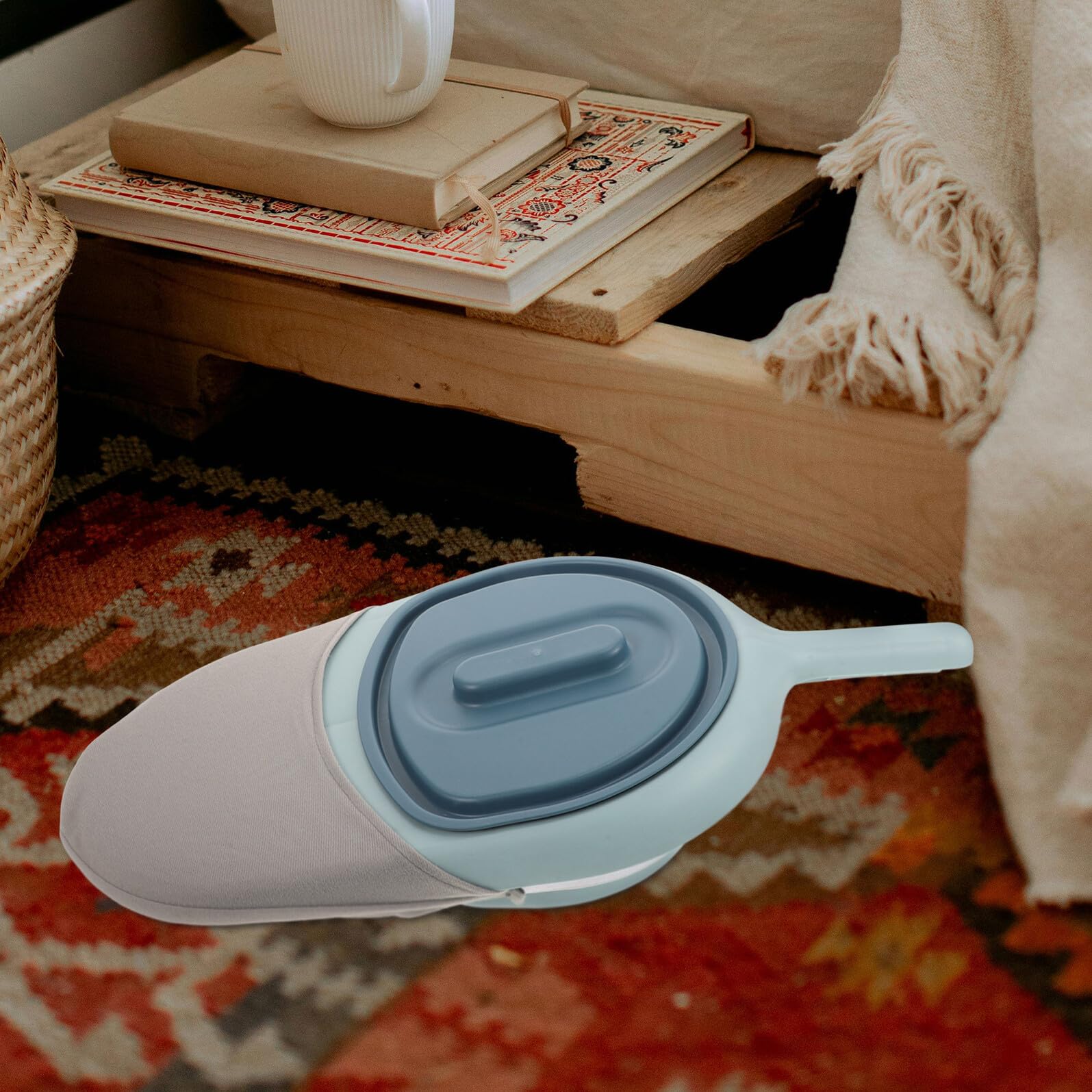 OUNONA Padella Infermieristica Colore Casuale Resistente e Facile da Pulire e Forma Rotonda Design Compatto in Plastica per Anziani e Donne in Gravidanza per Uso Domestico