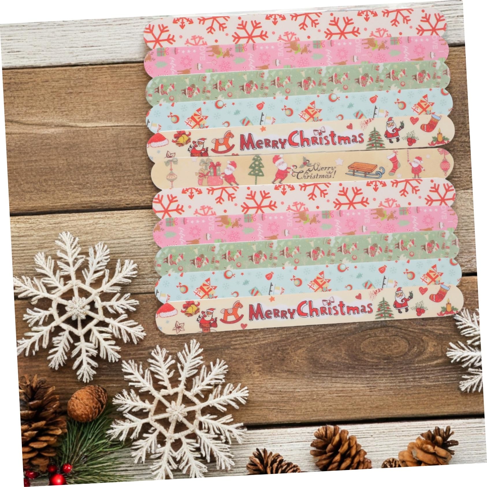 Nagelfeilen aus Eva mit Weihnachtlichen 24 Stück Maniküre und Pediküre Accessoire Zufälliger Stil für Zuhause und Natürliche Nägel