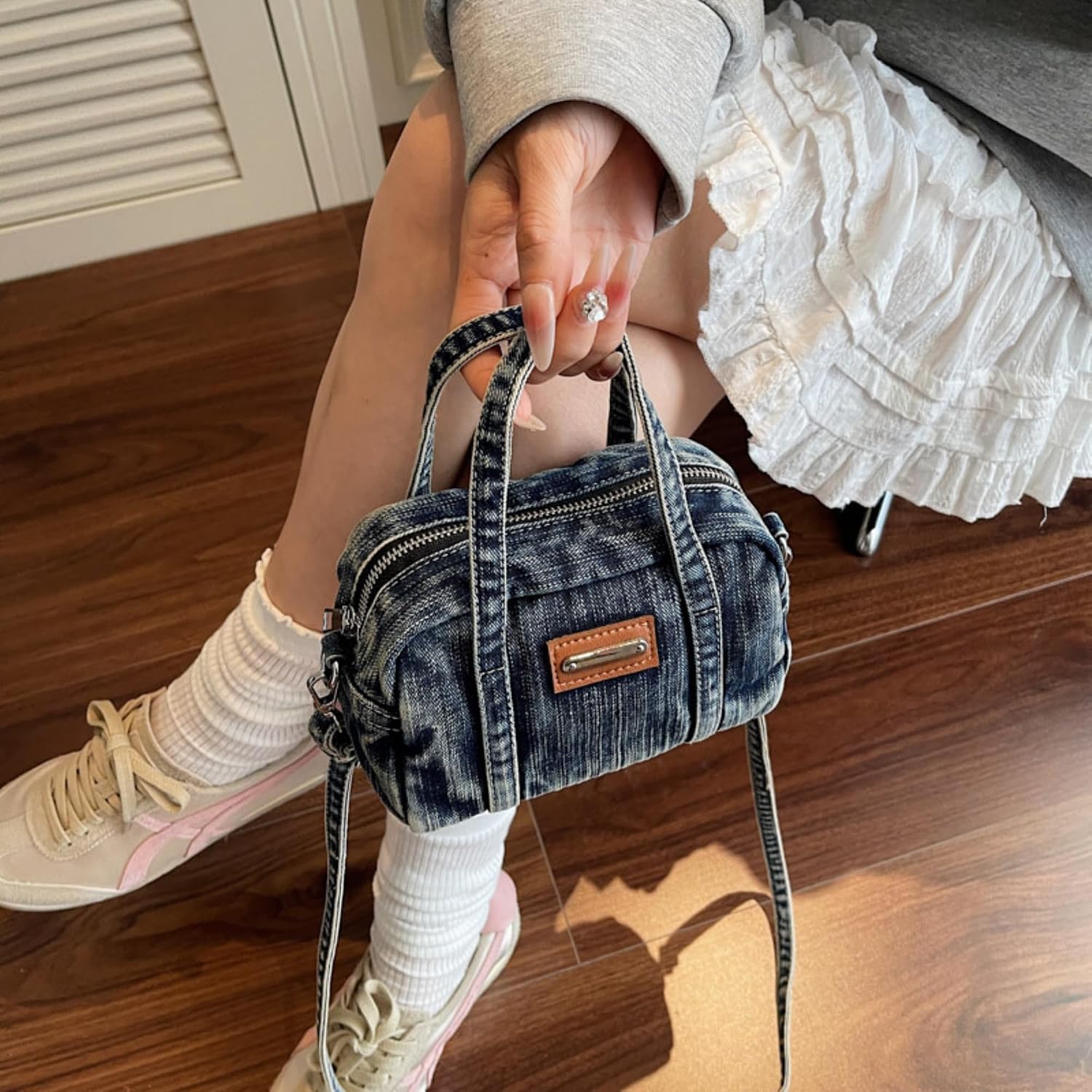 Women's Denim Crossbody Bag - Small Fashion Jean Purse Hobo Tote Handbag with Zipper, Adjustable Strap, Casual Canvas Purse