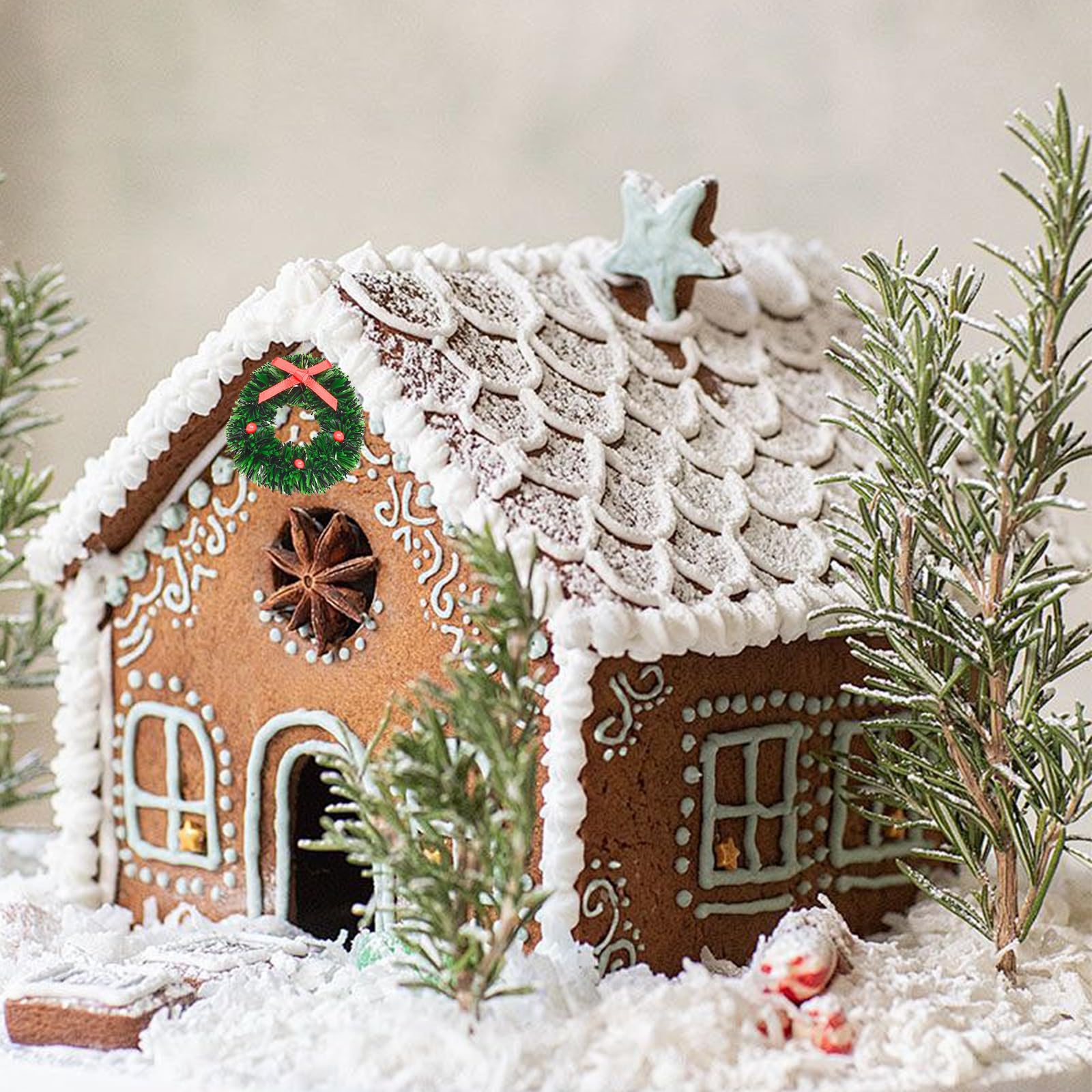 8 Stück Mini Weihnachtskränze 4cm - Puppenhaus Deko Mit Roten Beeren