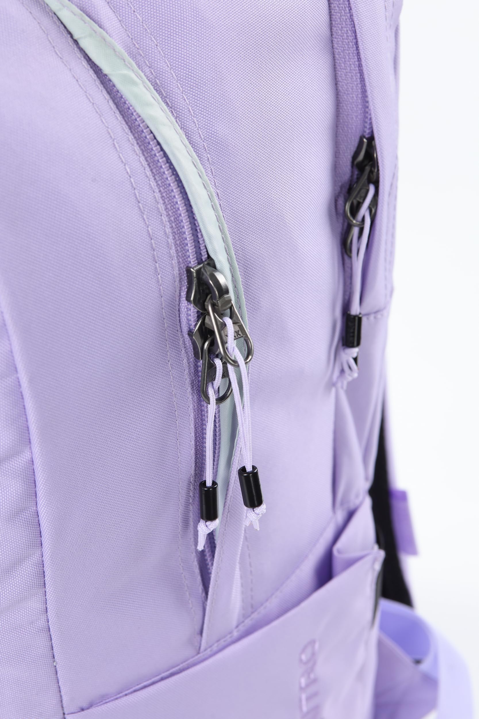 NITRO Urban Plus, Old School Daypack mit zusätzlichem gepolstertem Laptopfach, urbaner Streetpack, Alltagsrucksack, Schulrucksack, Schoolbag mit seitlichem Flaschenfach