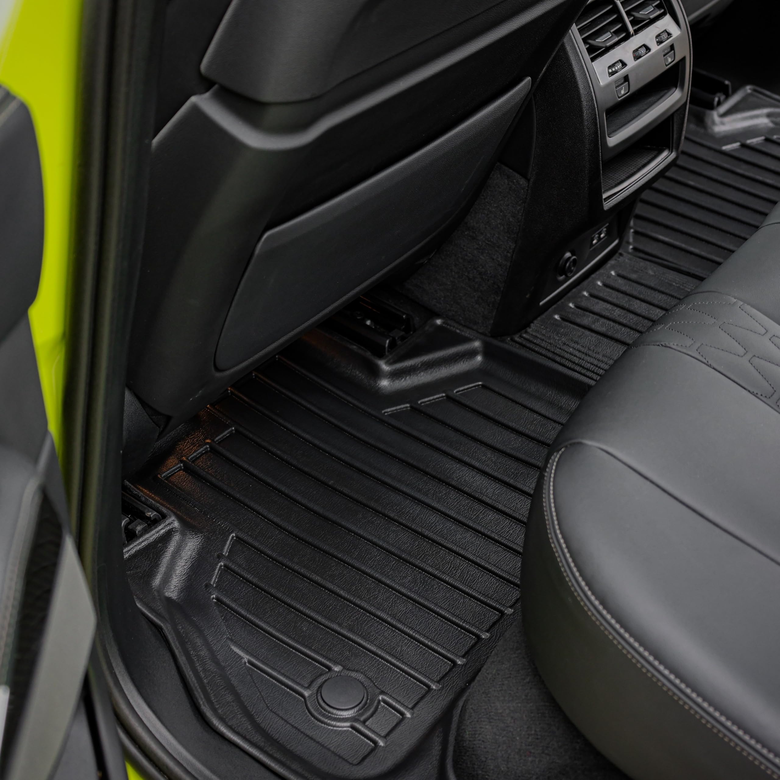 Gumowy zestaw dywaniki i mata pasujące do Nissan X-Trail IV T33 e-power (od 2021) gór=>