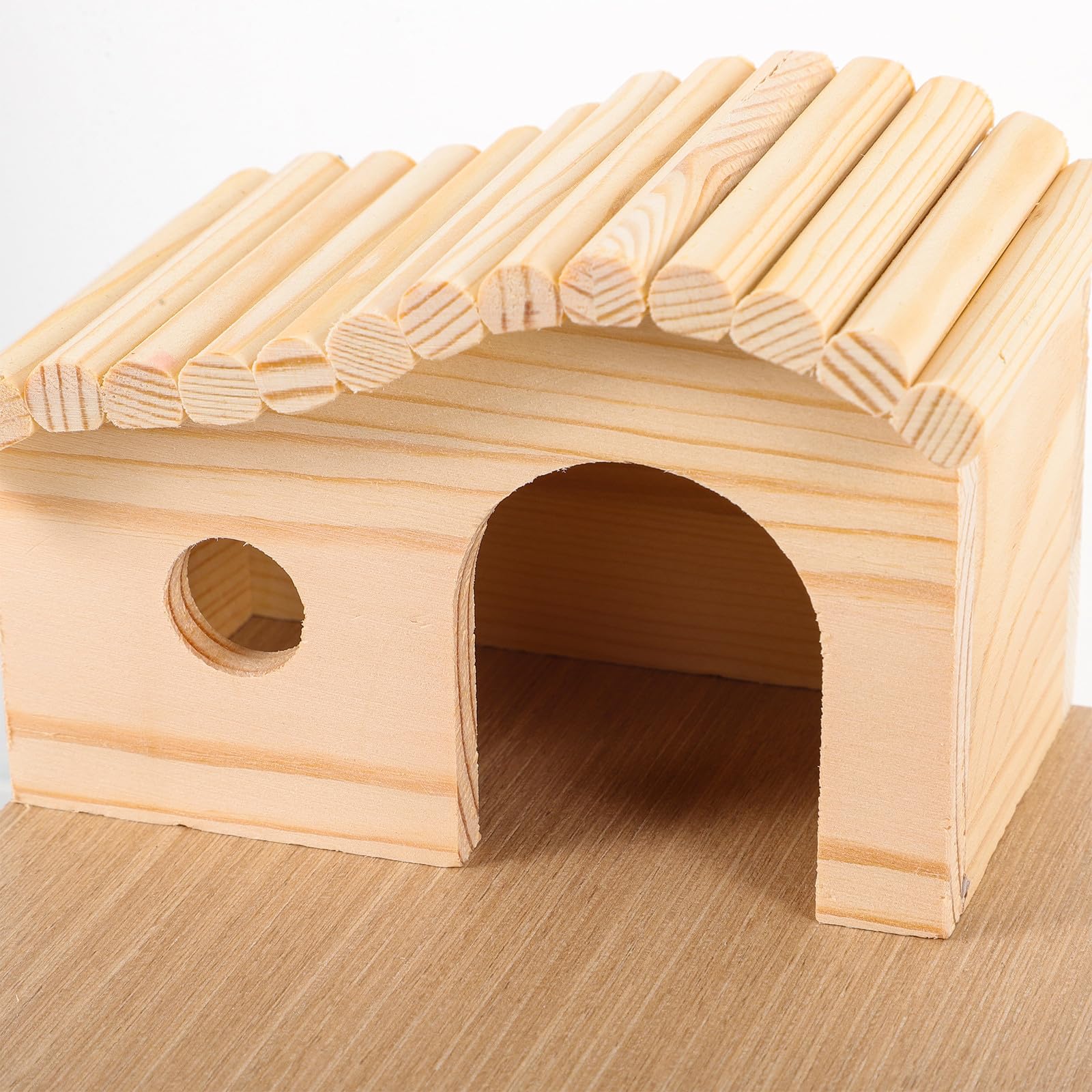 Hamster Holzhaus mit Leiter als Versteckspielzeug für Chinchillas