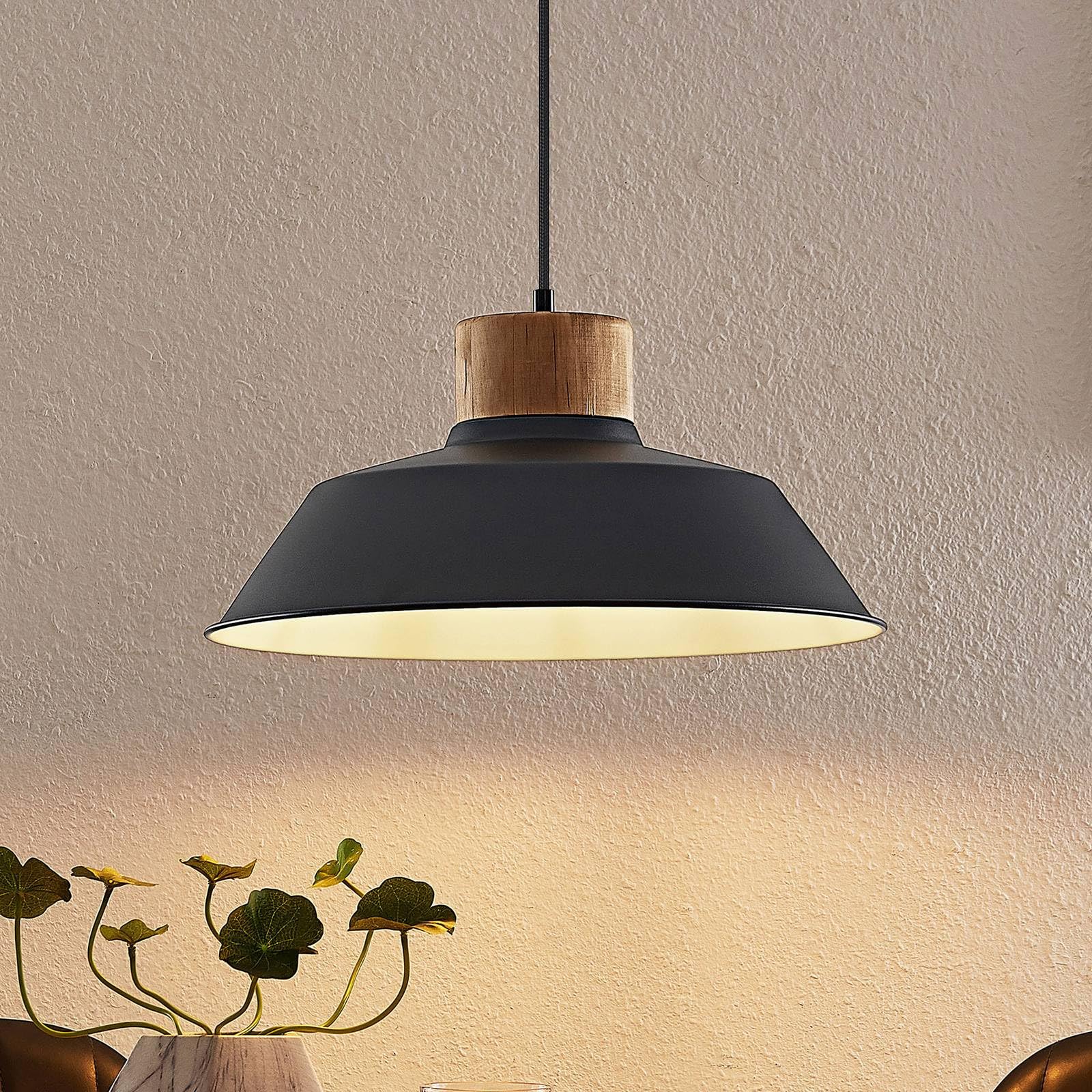 Lindby Pendelleuchte Nefeli (Retro, Vintage Antik) in Schwarz aus Metall (1 flammig E27) - Deckenlampe Esstischlampe Hängelampe Hängeleuchte Wohnzimmerleuchte