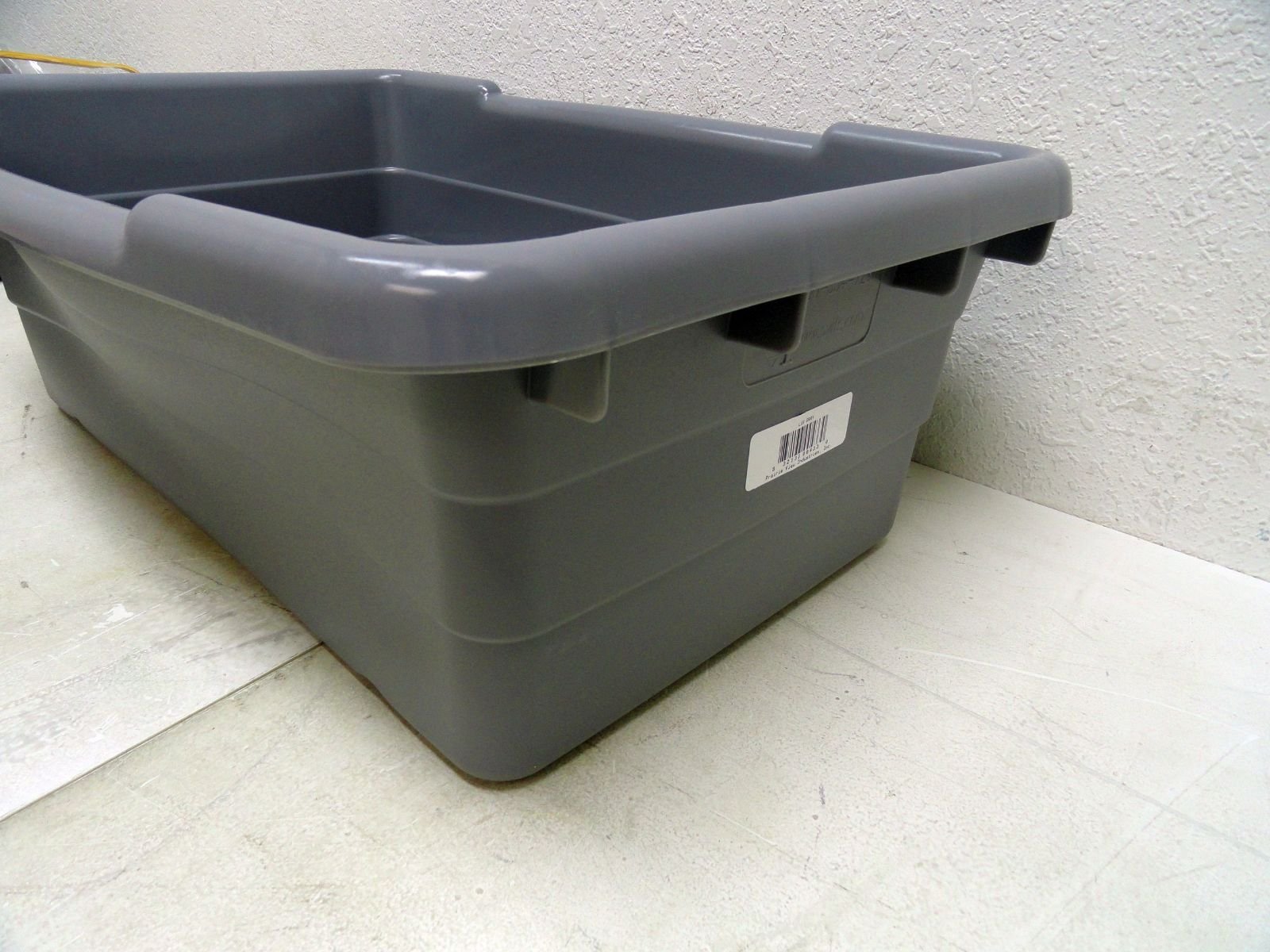 PVIFS Lug Gray Meat Lug/Bus Tub, 50 lbs Capacity, 25