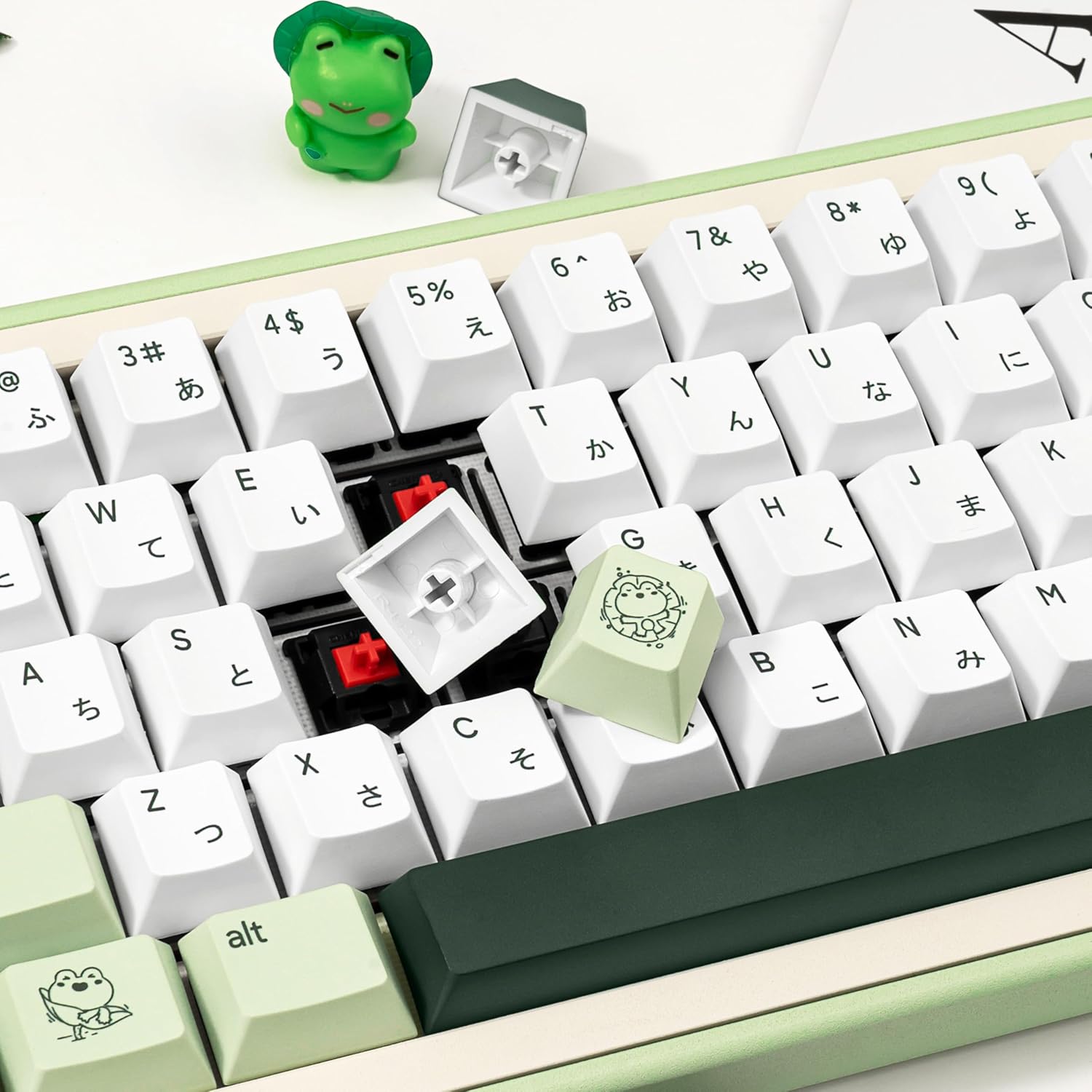 134 Keys Matcha Green Frog Keycaps - Cute PBT Japanese Keycap Cherry Profile Dye-Sublimation - Custom White Key caps for Cherry Gateron MX Switches Mechanical Gaming Keyboard