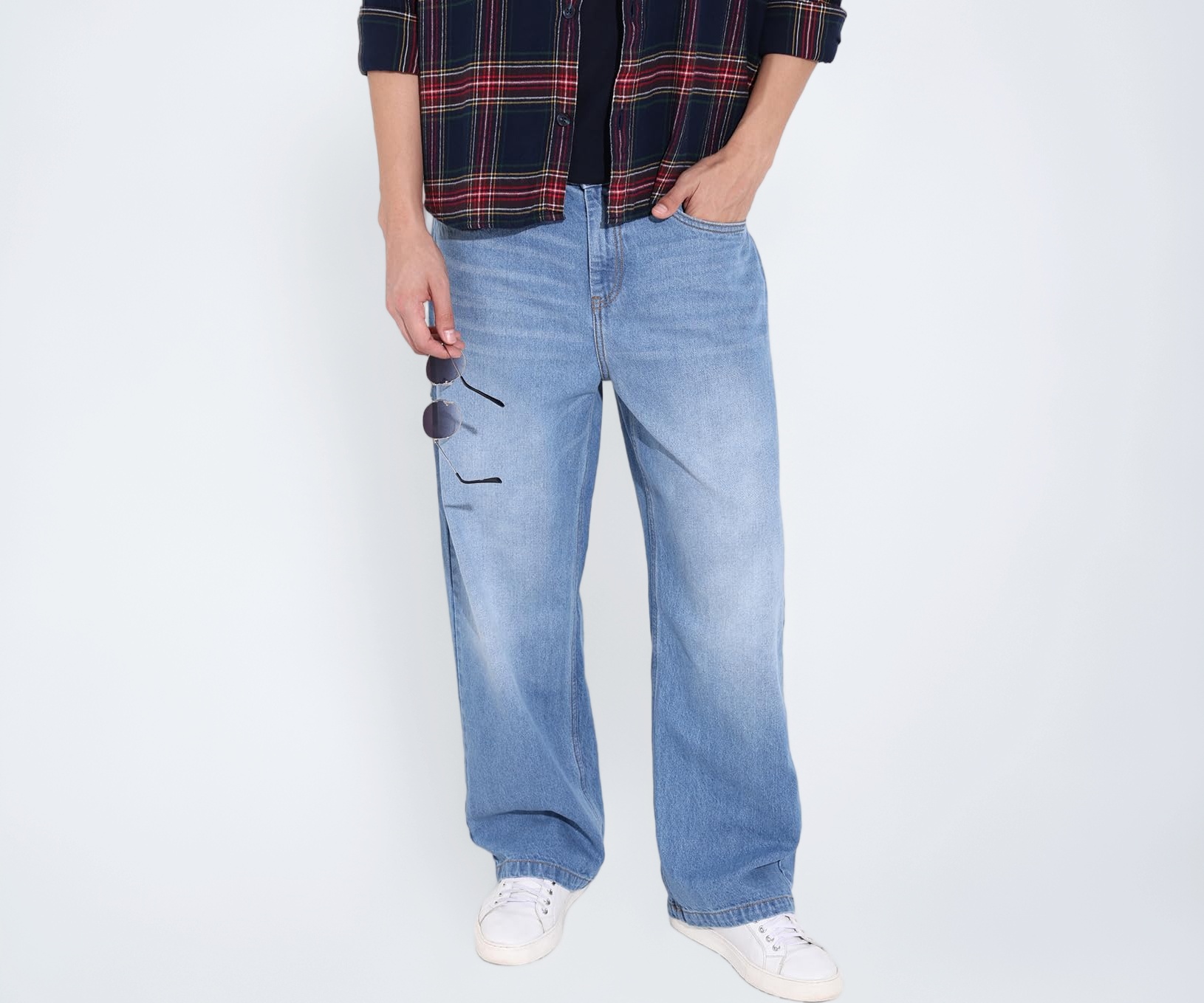 Indian Garage Men's Baggy Fit Mid-Rise Cotton Jeans 100% Cotton Fabric with Five Scoop Pockets, Regular Len...