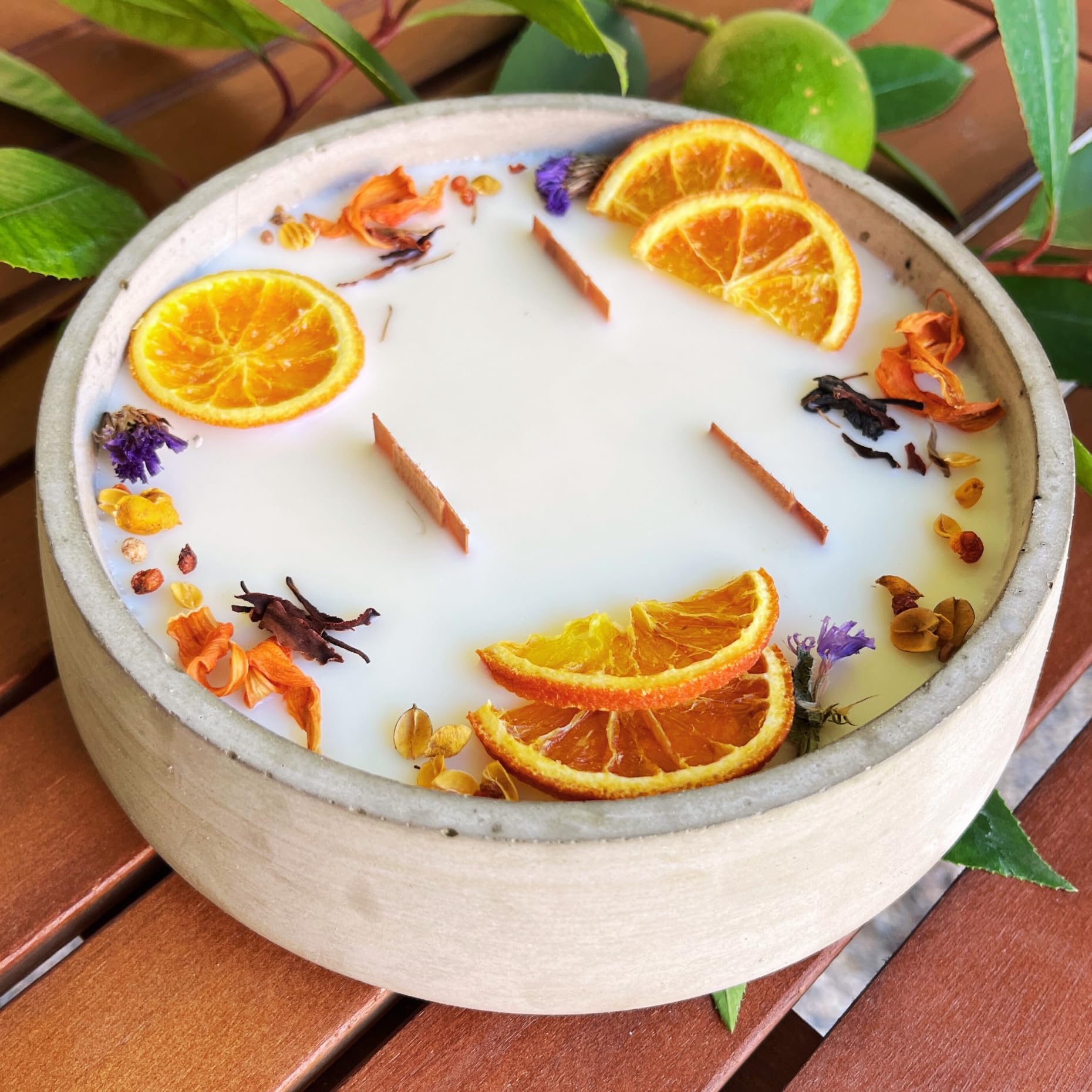 Große handgemachte Citronella Betonkerze Sojawachs ⌀18cm
