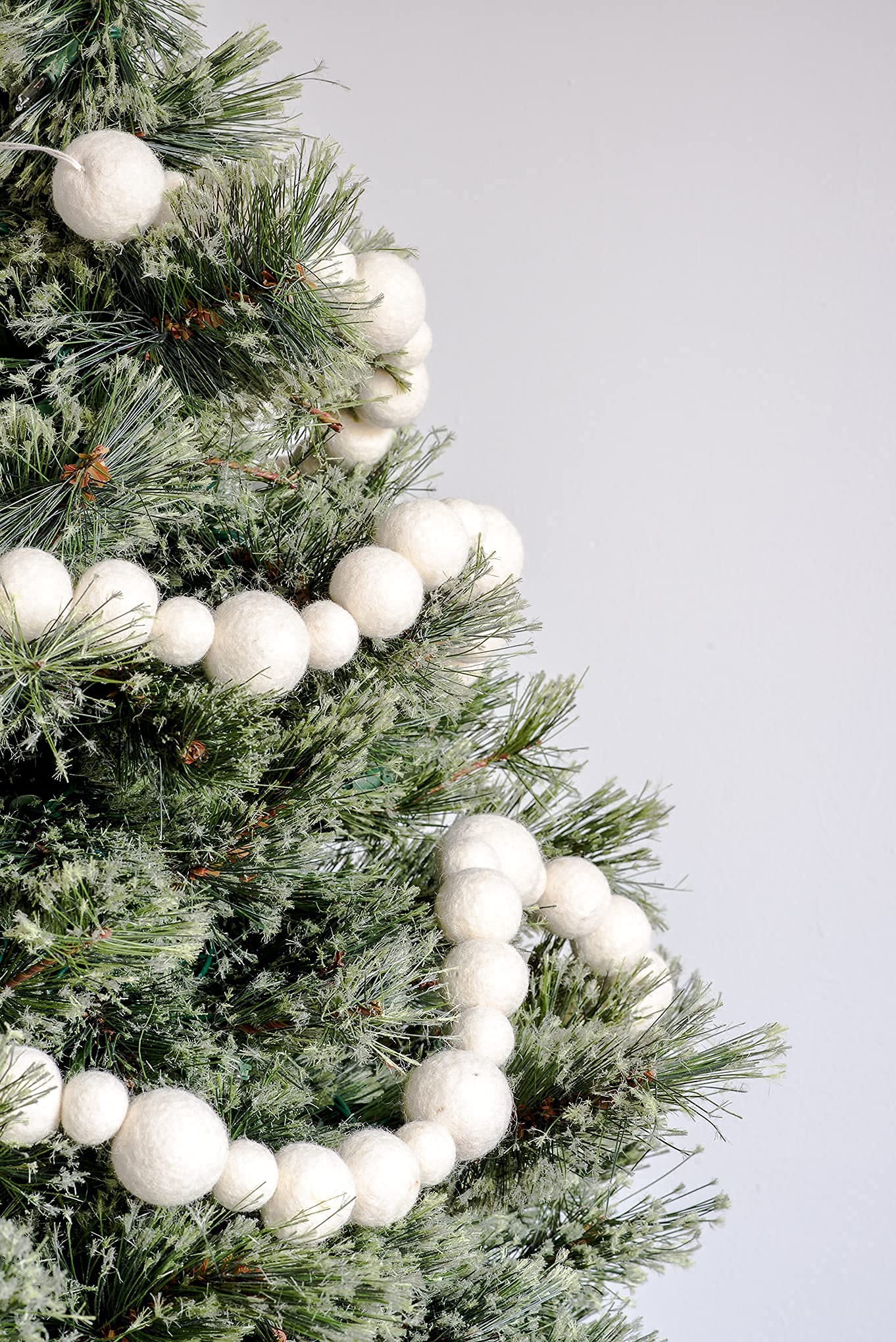 NivasWool Beads Ball Garland/White Mantel Decoration/Wedding Decoration/Holiday Decoration