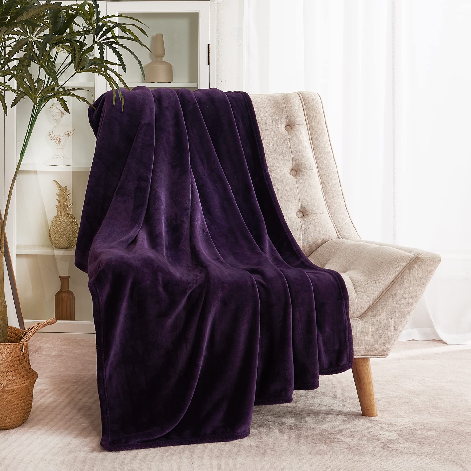 RYB HOME Purple Fleece Blanket Throw, Fluffy Flannel Lightweight Thermal  Soft Bed Blankets for Couch Bed Sofa Ideal Gifts for Holiday Birthday,  Purple, 50 x 60 : Amazon.ca: Home