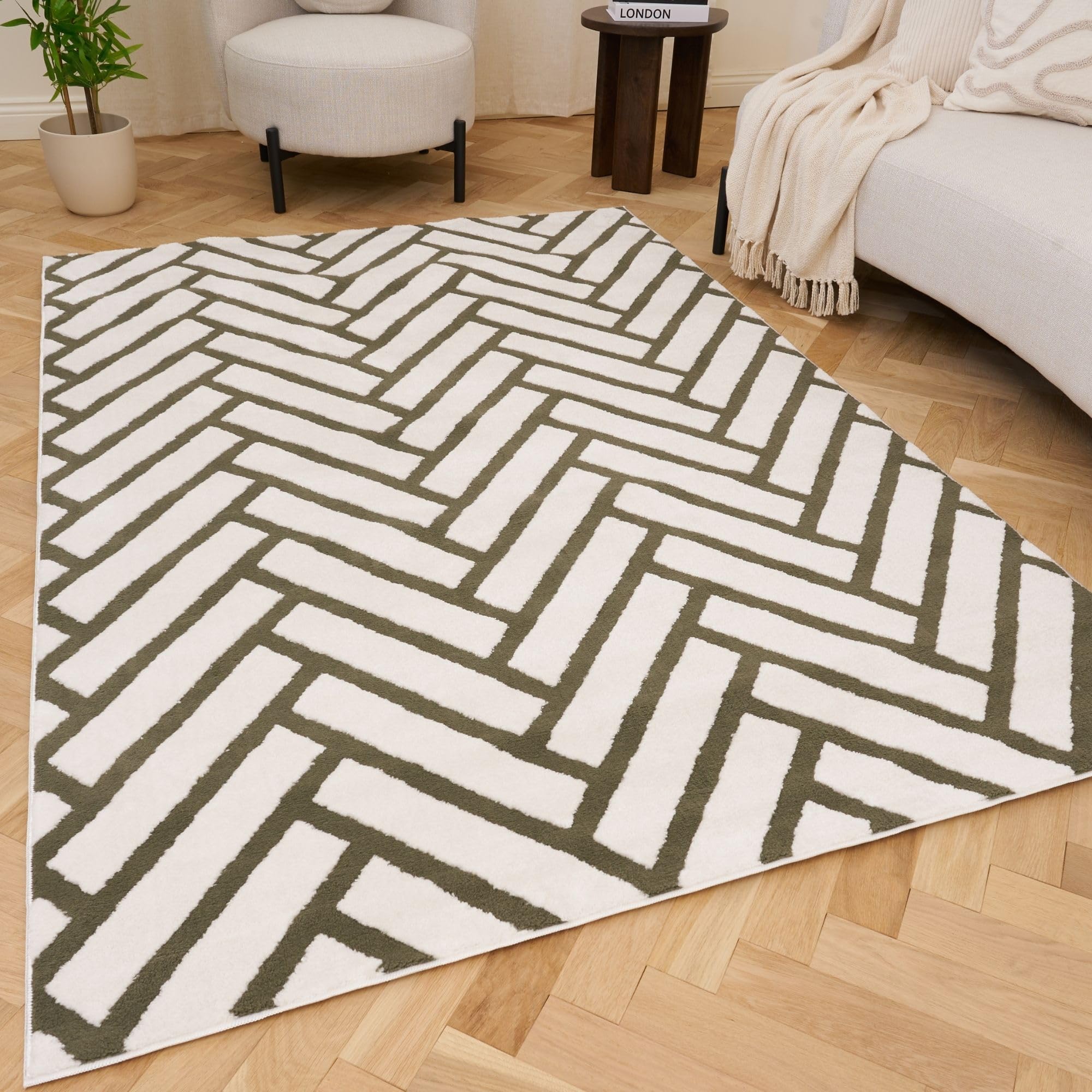 THE RUGS Living Room Rug, Loft Collection – Modern Textured 14mm Soft Pile Area Carpet, Non-Shedding & Easy Care [ Chevron Green, 80x150 cm]