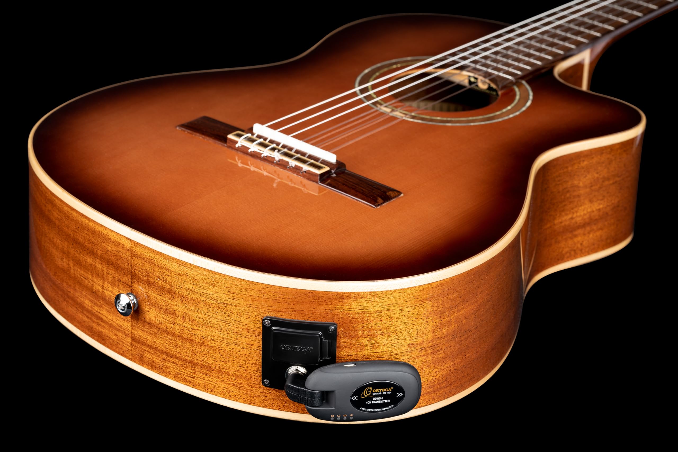 Ortega Guitars Digital Wireless System – Wiederaufladbares Zubehör für Gitarre – Schwarz (ODWS-1BK)