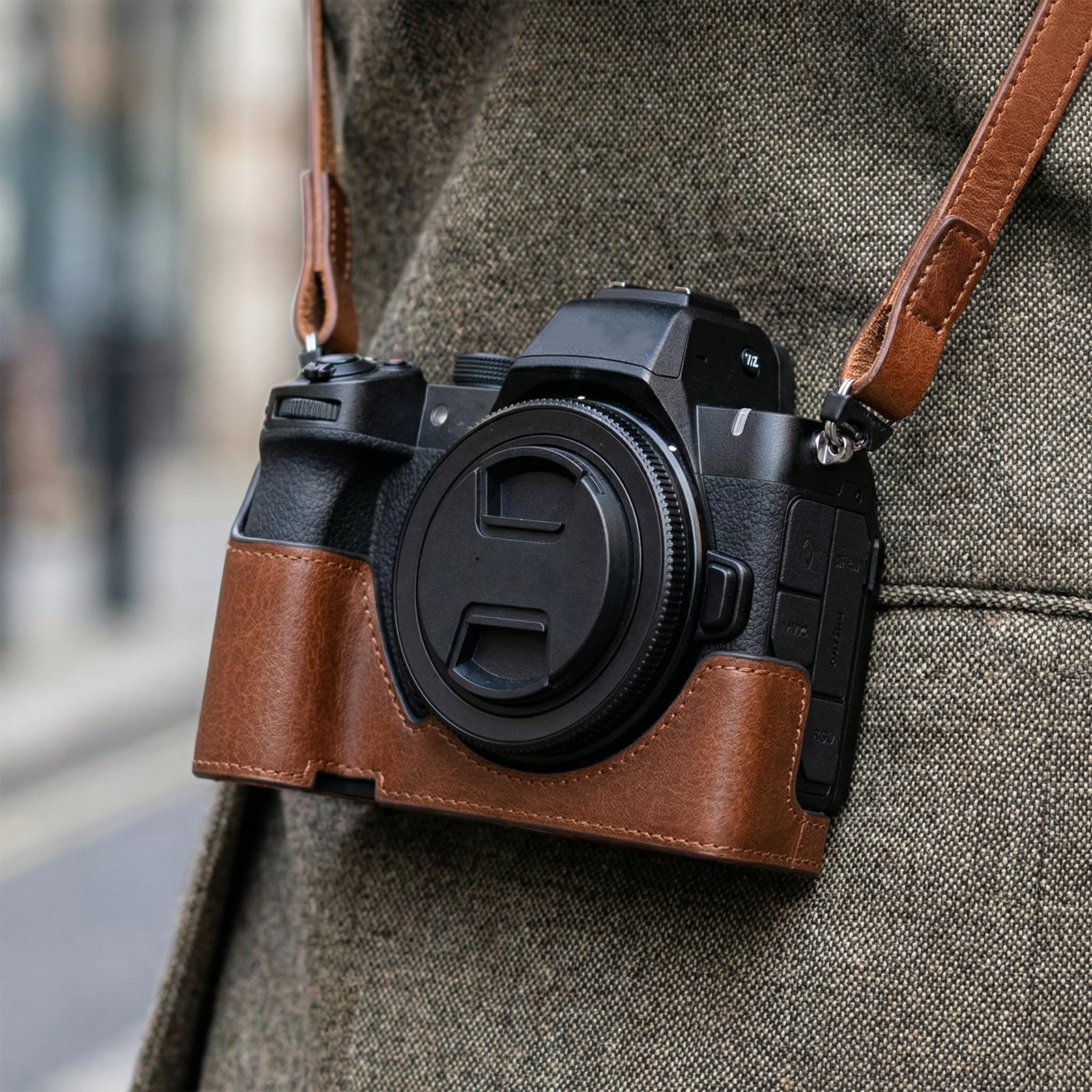 Pół etui z prawdziwej skóry z uchwytem na rękę kompatybilne z aparatem cyfrowym Z50 II osłona w stylu retro z otwieranym dnem i gwintem statywu, Brązowy, pokrowiec ochronny na aparat