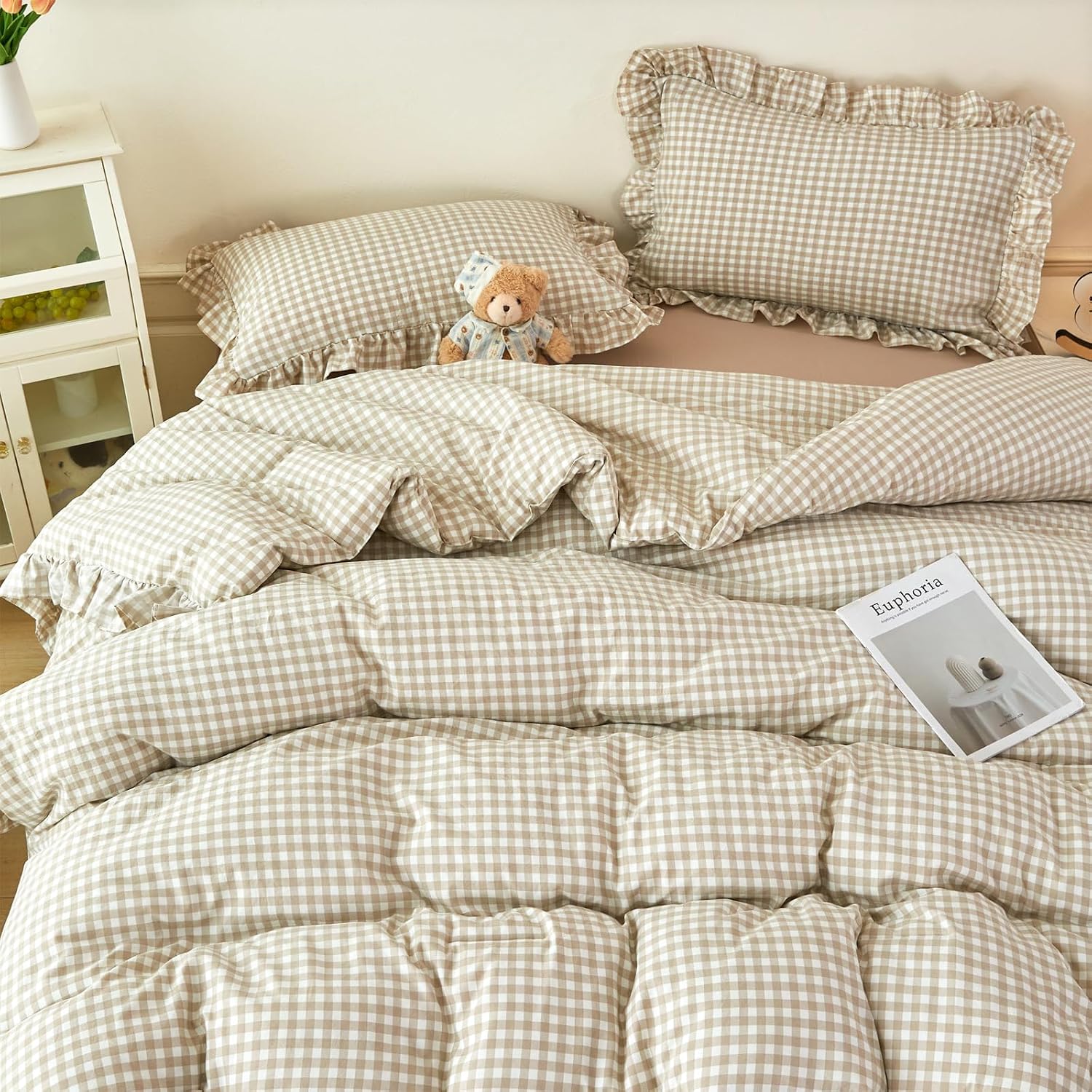 RYNGHIPY Tan Gingham Bed in a Bag Queen Size 5 Pieces Plaid Bedding Sets