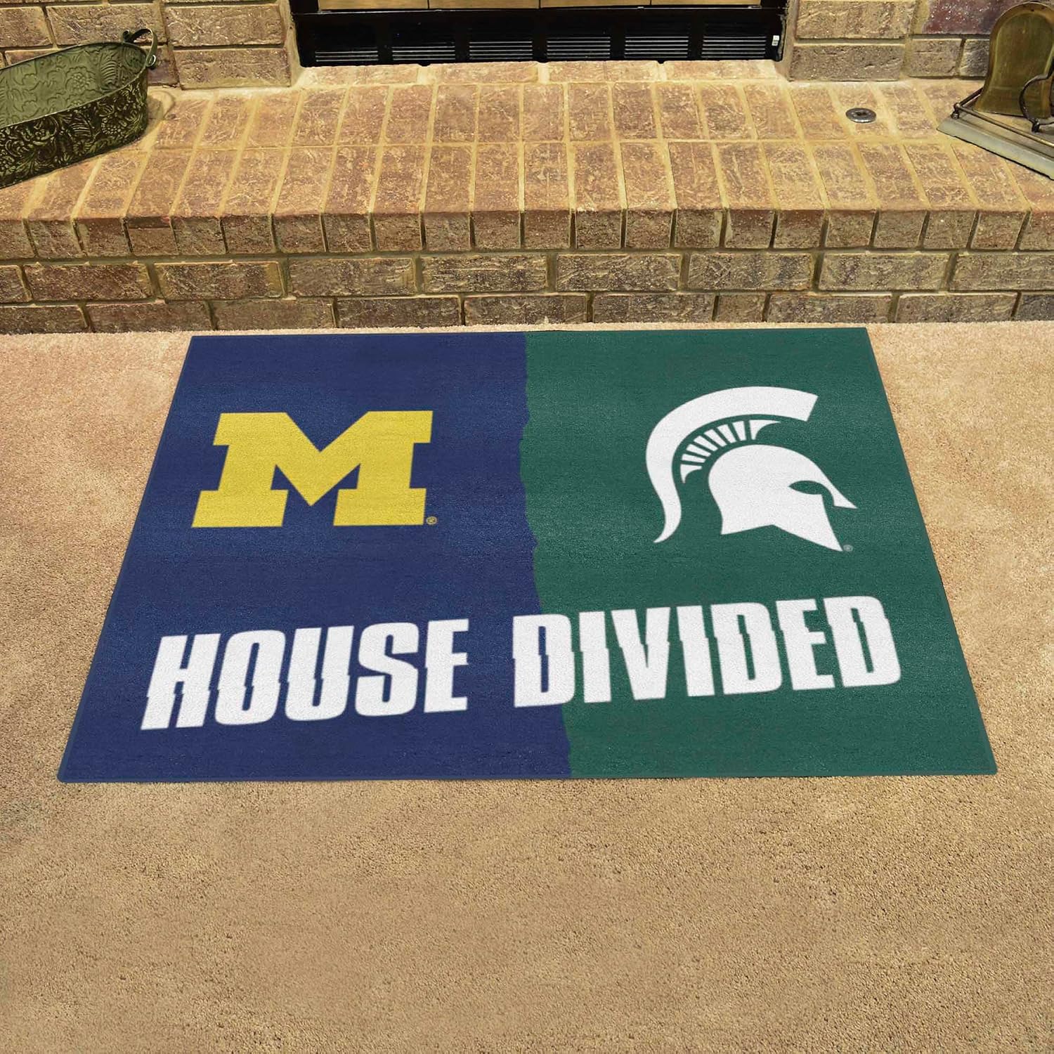 FANMATS NCAA Unisex-Adult House Divided Mat