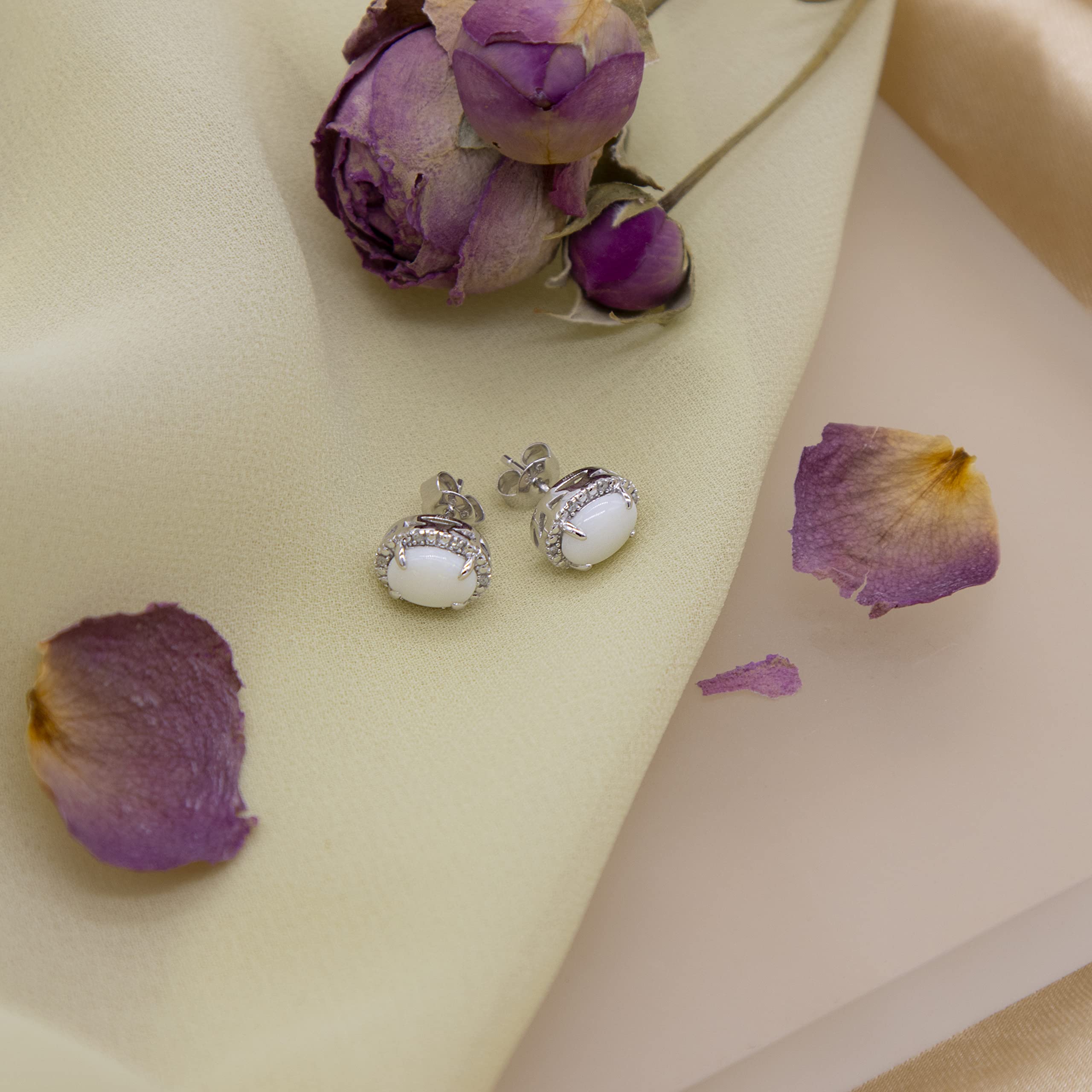 CARISSIMA Damen-Ohrstecker Gold 9ct Diamond and Cluster Stud Earrings 375 Weißgold Opal weiß Ovalschliff Diamant-5.58.927O