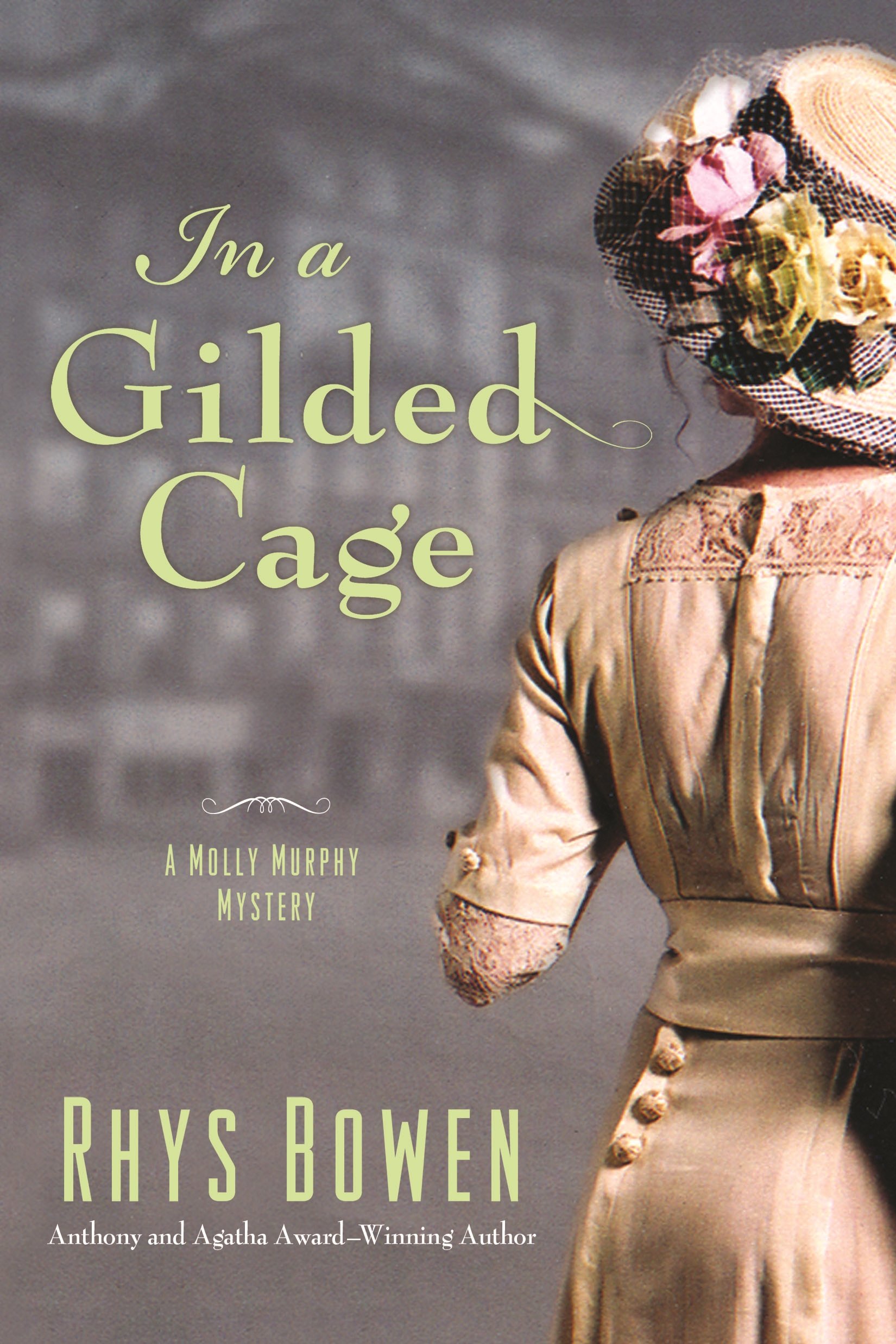 In a Gilded Cage: A Molly Murphy Mystery [Paperback] Bowen, Rhys