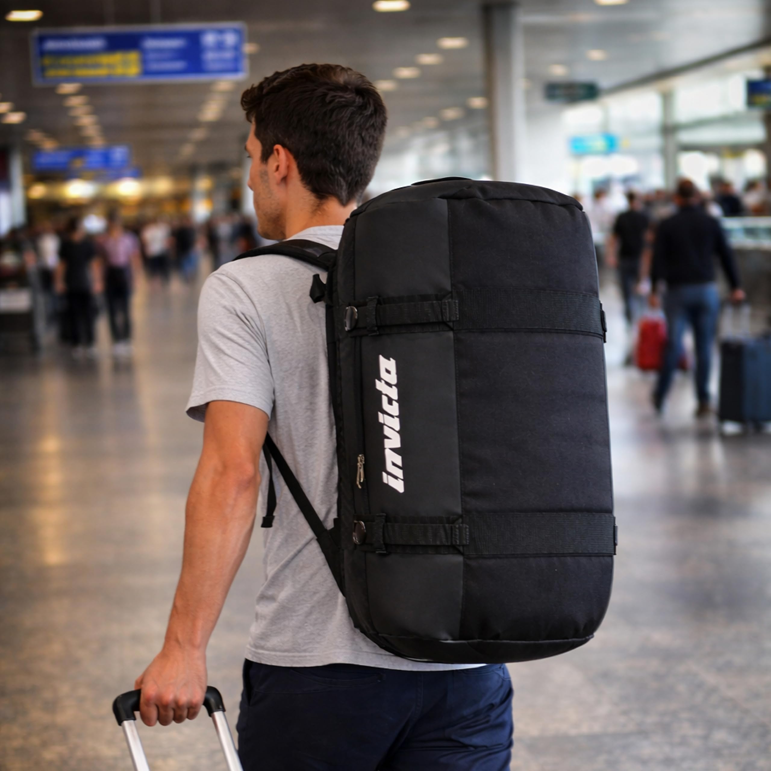 Invicta Zaino da Viaggio 50L – 51x33x33 cm, Nero, Borsone con Spallacci Amovibili, Tasca Interna, Fondo Rinforzato, Apertura Frontale, Passante per Trolley, Bagaglio Aereo Cappelliera, Uomo Donna