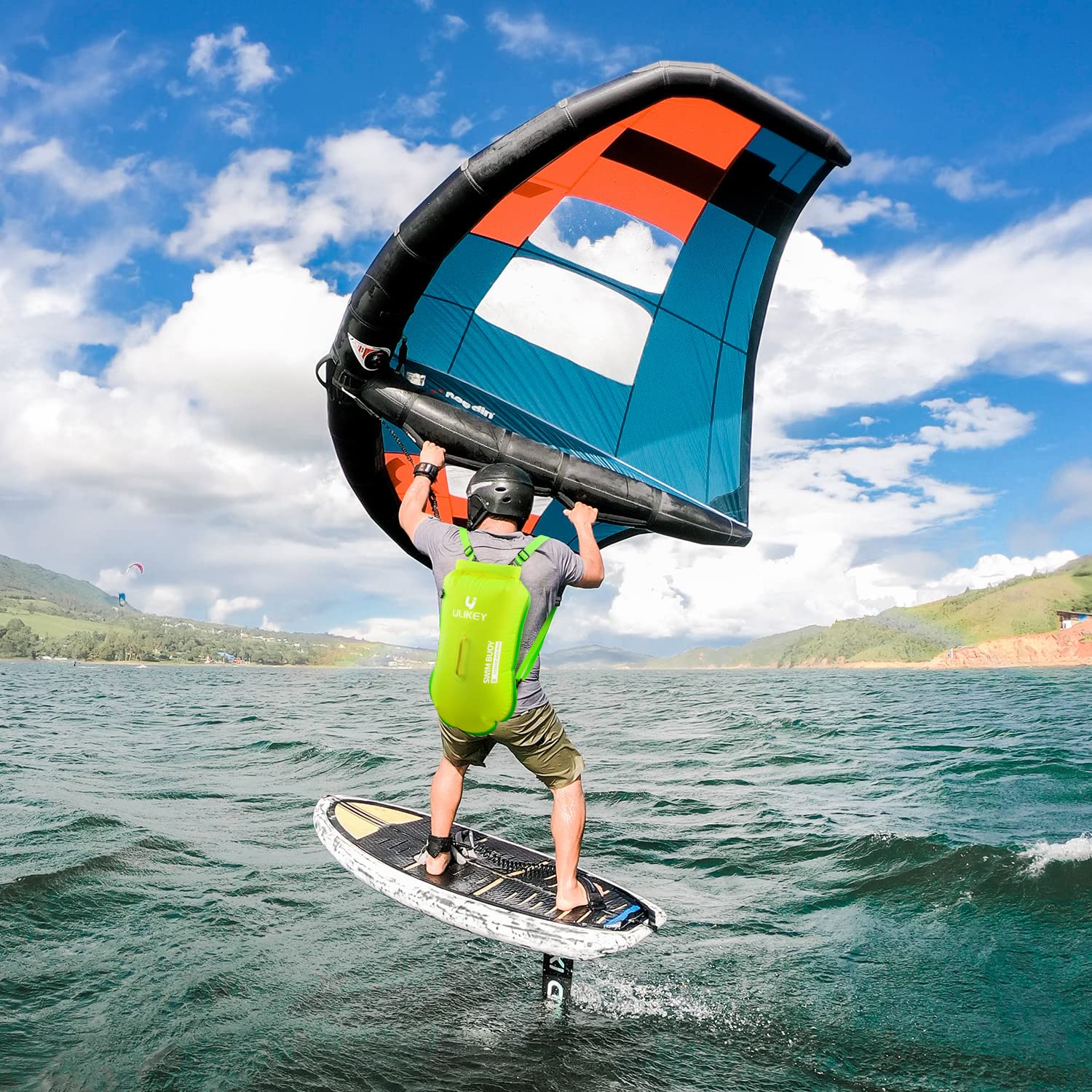 Ulikey Bouée de Natation 2 en 1 et Sac à Dos étanche, 28L Bouée de Natation Gonflable Swim Buoy Eau Libre pour Triathlètes, Kayakistes, Plongeurs en Apnée